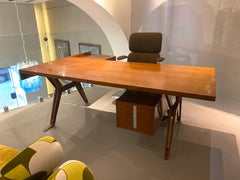 Importante scrivania direzionale del Mid Century di Ico Parisi per MIM 1958