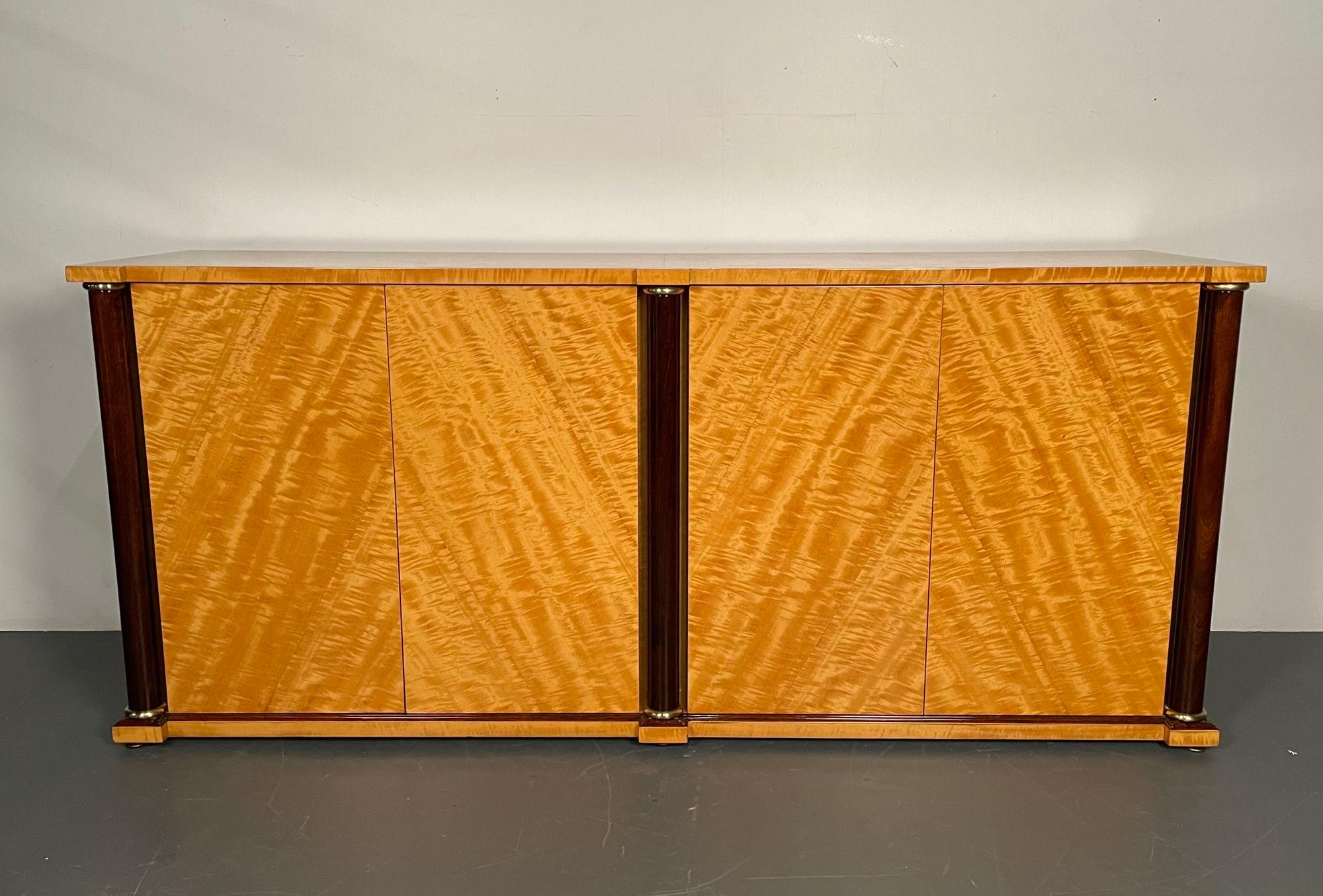 Vladimir Kagan Sideboard / Buffet, komplettes Esszimmer-Set, Moderne der Mitte des Jahrhunderts (Messing) im Angebot