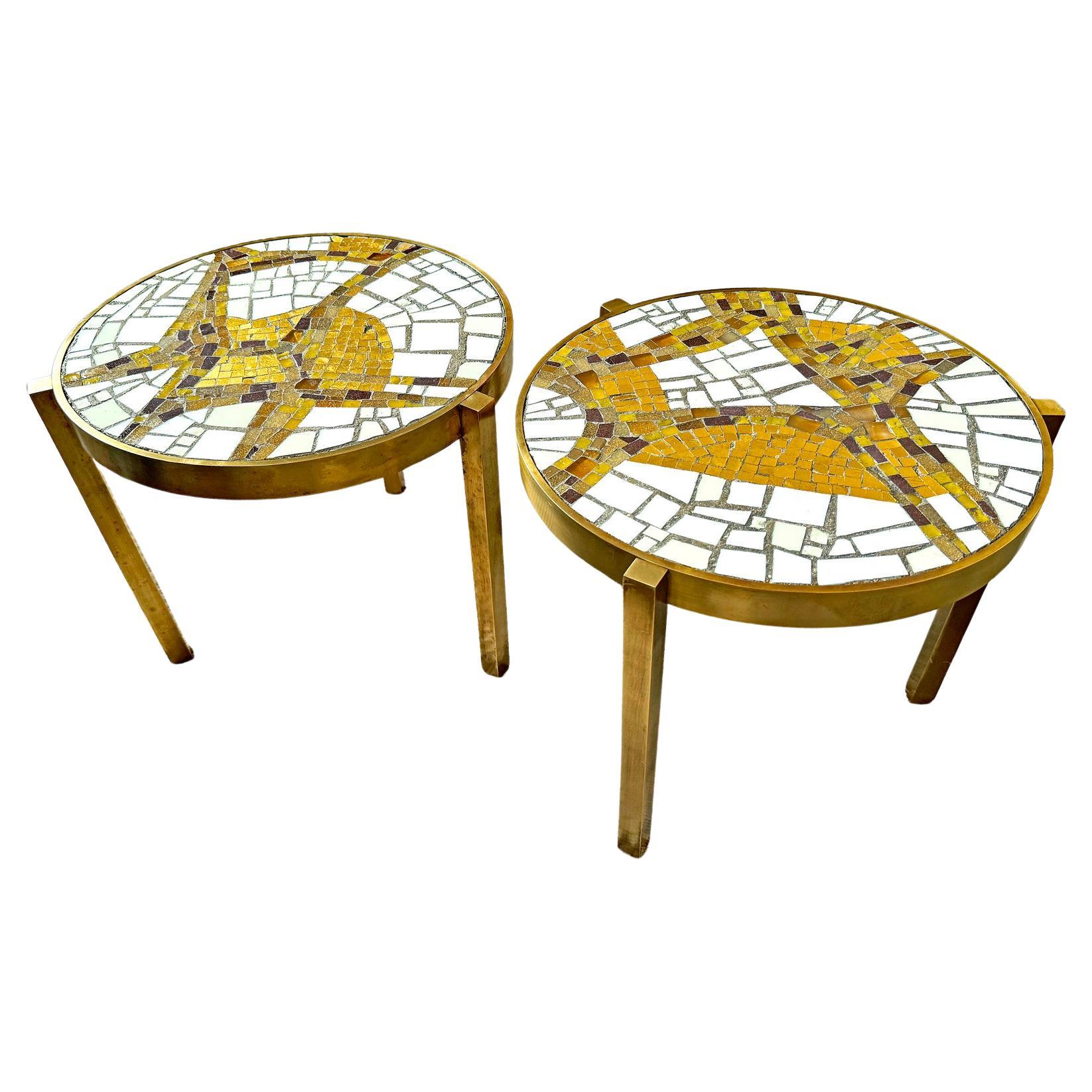 Mid-Century Modern Importantes tables d'appoint en mosaïque du milieu du siècle dernier par Stewart en or et blanc, 1957 en vente