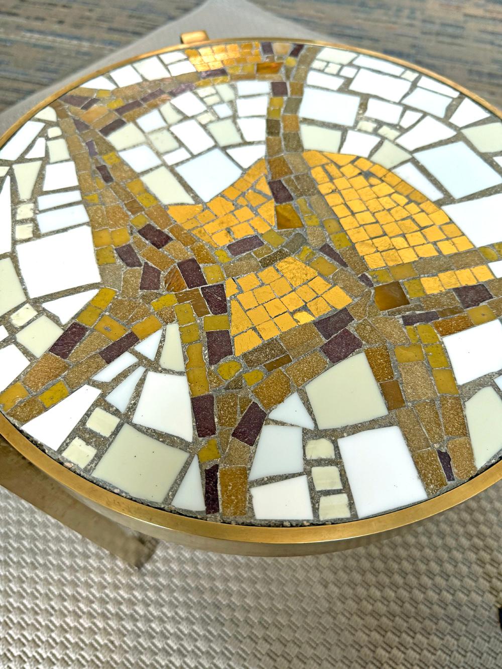 Céramique Importantes tables d'appoint en mosaïque du milieu du siècle dernier par Stewart en or et blanc, 1957 en vente