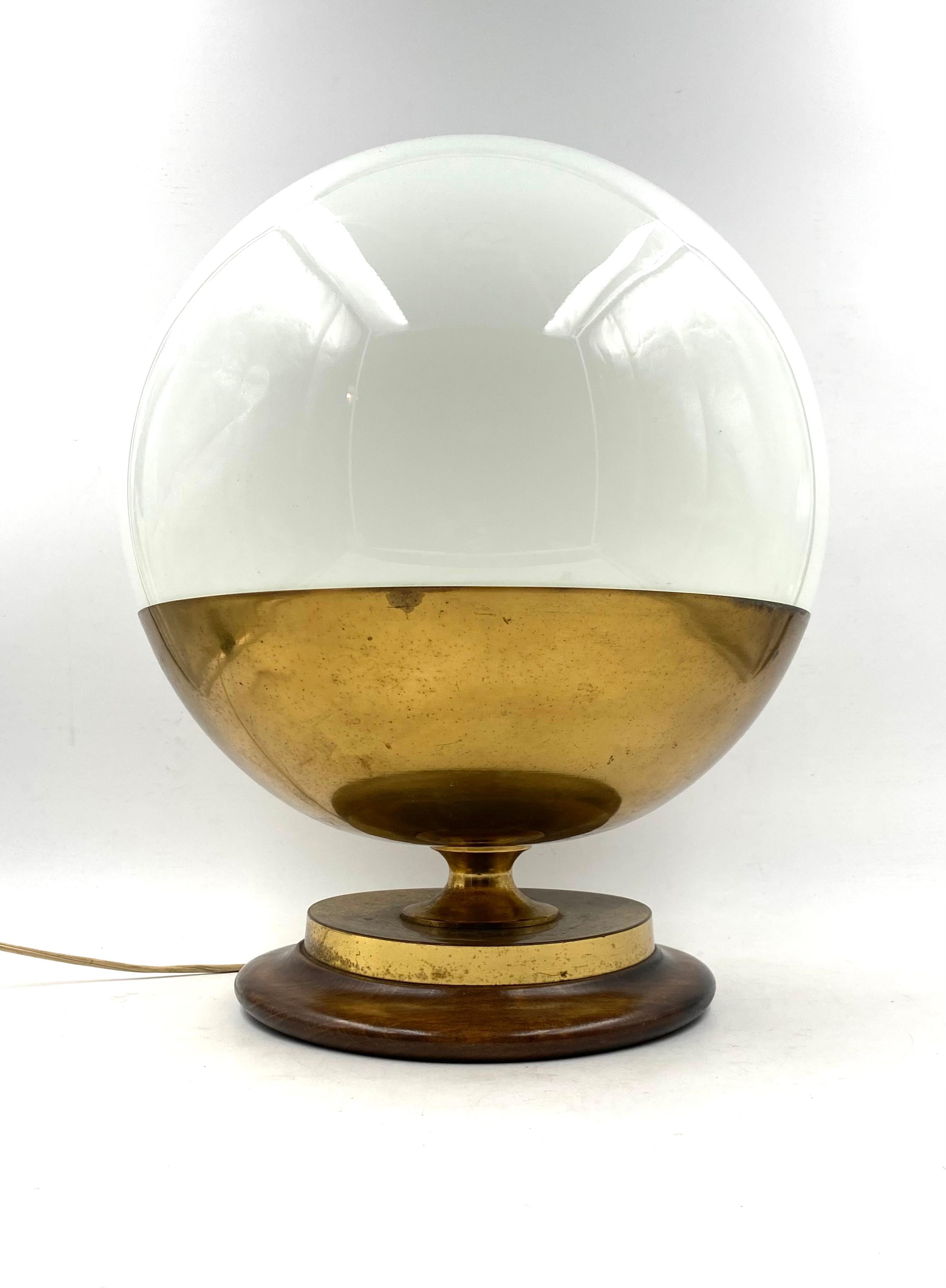 Mid-20th Century Important Midcentury Spherical Murano Glass Table Lamp, Mazzega, Italy, 1960s For Sale