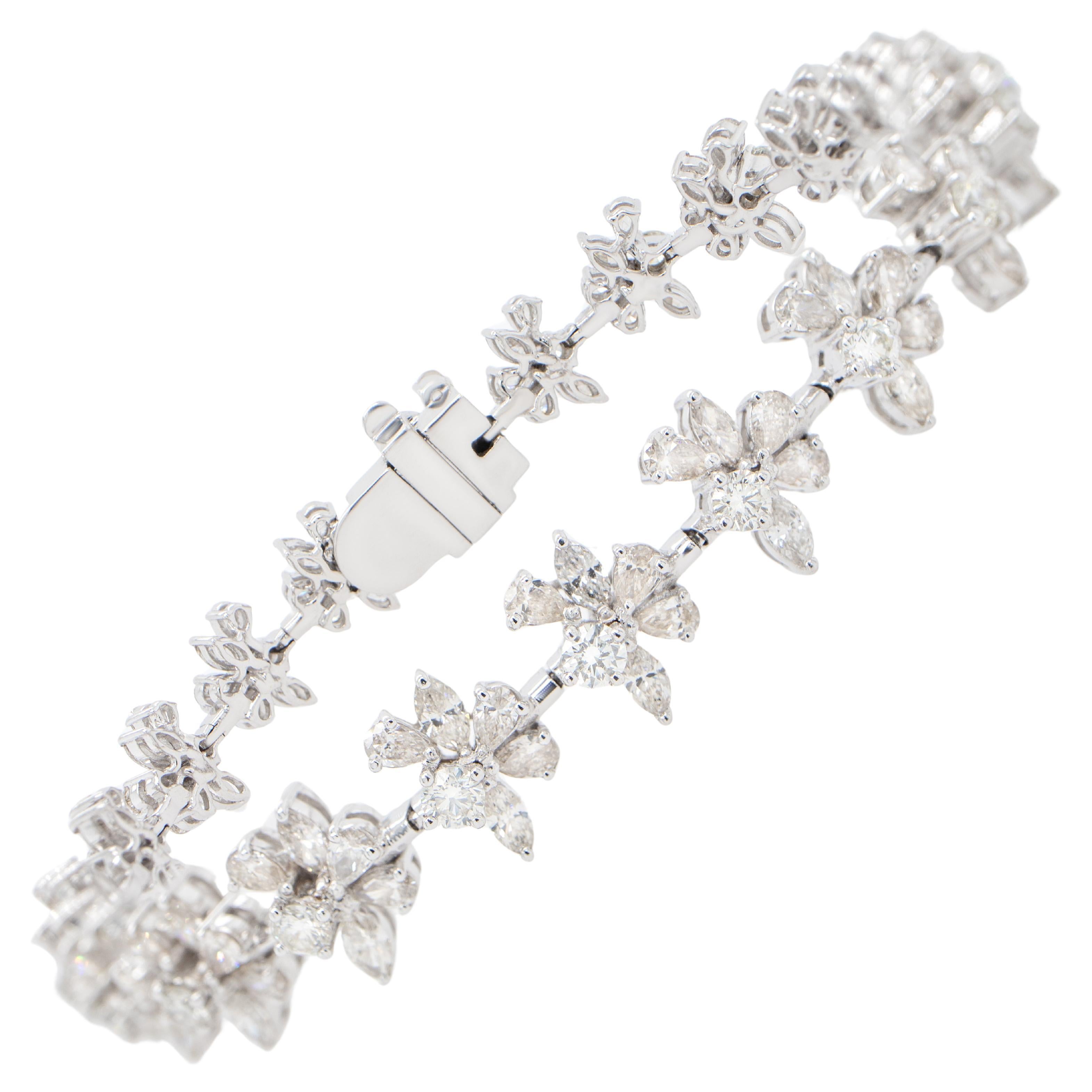 Important bracelet en or 18 carats avec diamants taille mixte taille poire marquise ronde de 6,4 carats