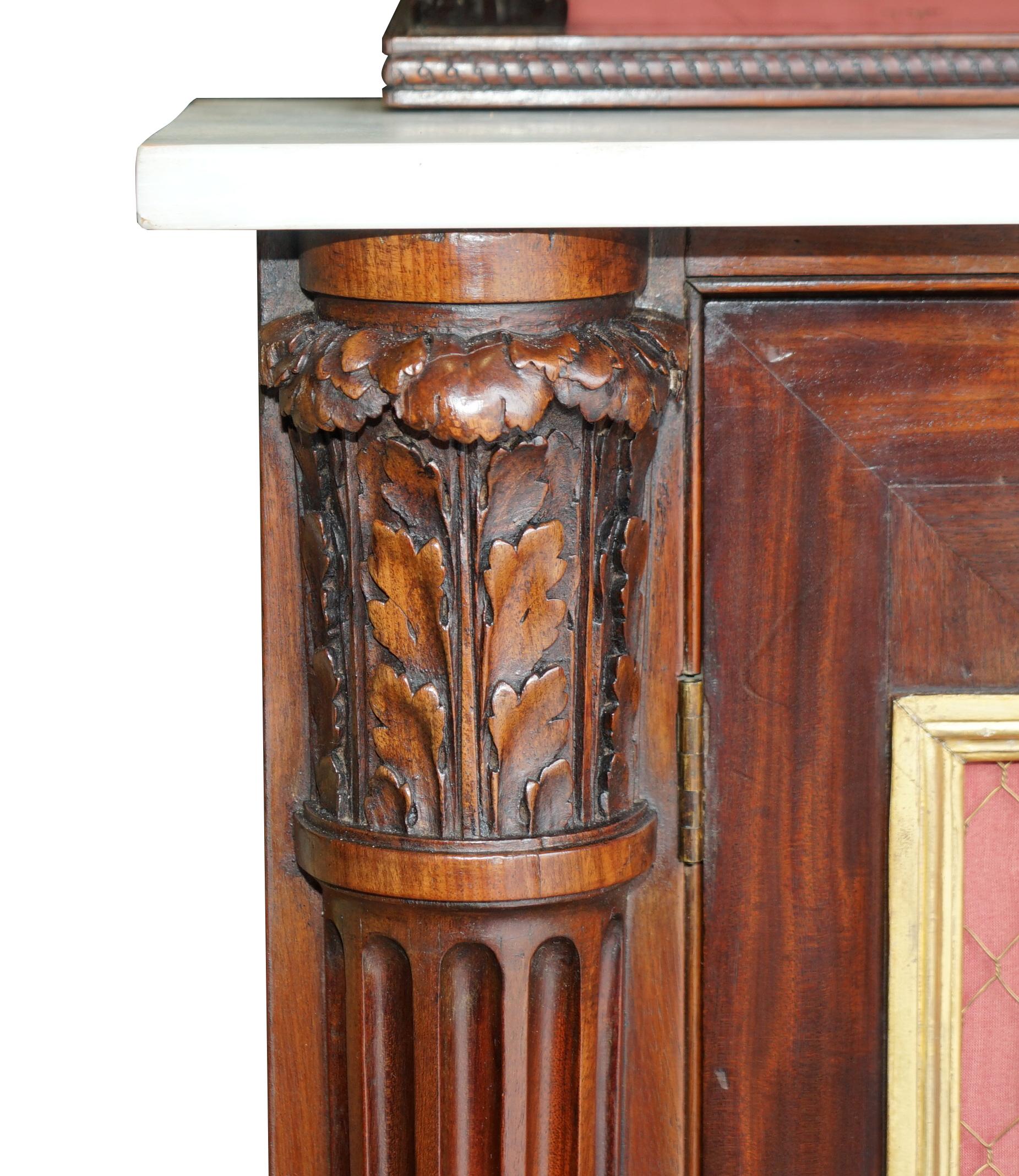 Monumentales antikes Regency-Sideboard aus italienischem Marmor aus Hartholz im Regency-Stil im Angebot 4