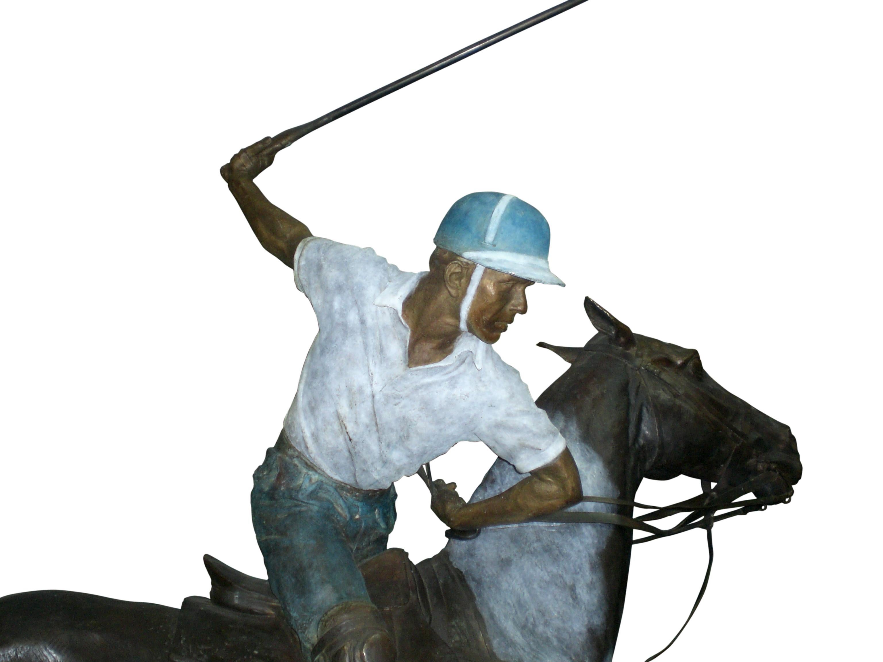 Importante escultura monumental de bronce de tamaño natural del jugador de polo William Behrends siglo XX en venta