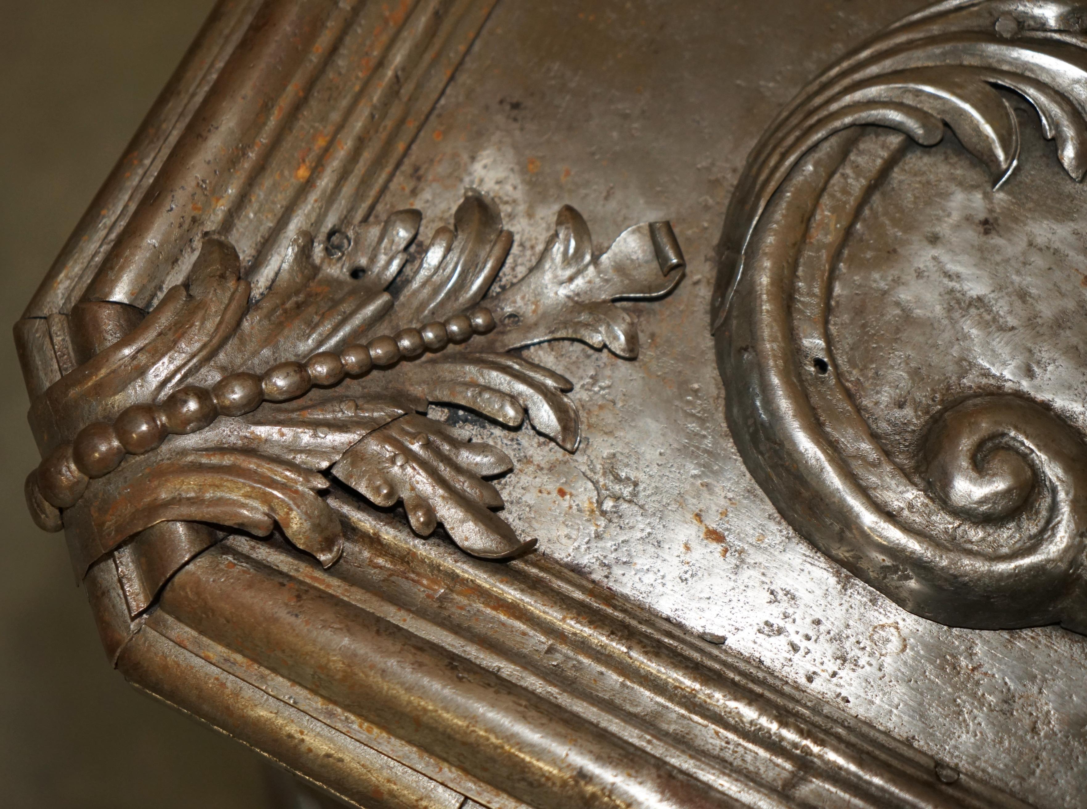 IMPORTANT MUSEUM QUALITY ANTIQUE 1680 TO 1720 GERMAN SiLVER SAFE STRONGBOX For Sale 6