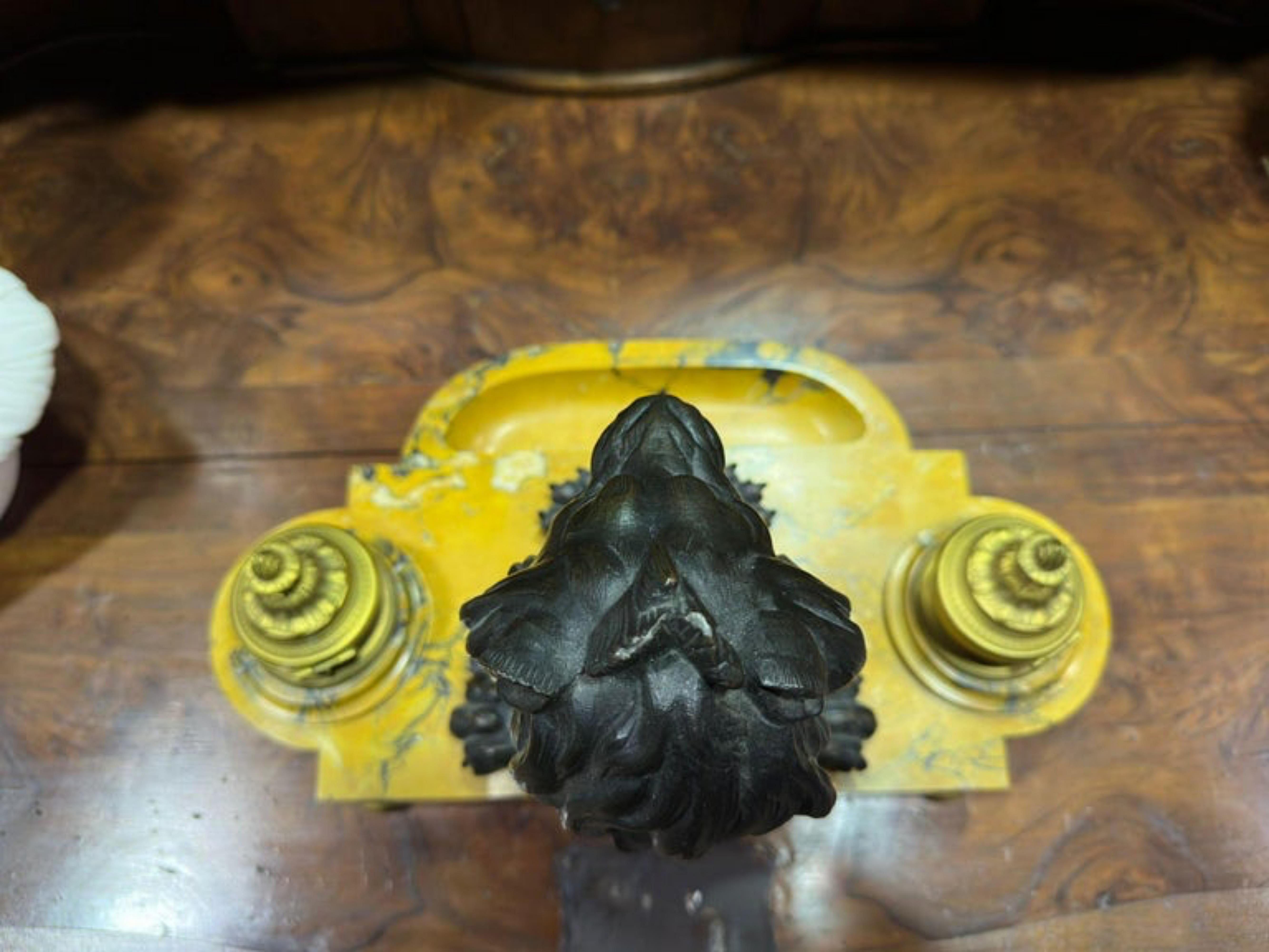 Importante tintero de león de Napoleón III, siglo XIX Hecho a mano en venta