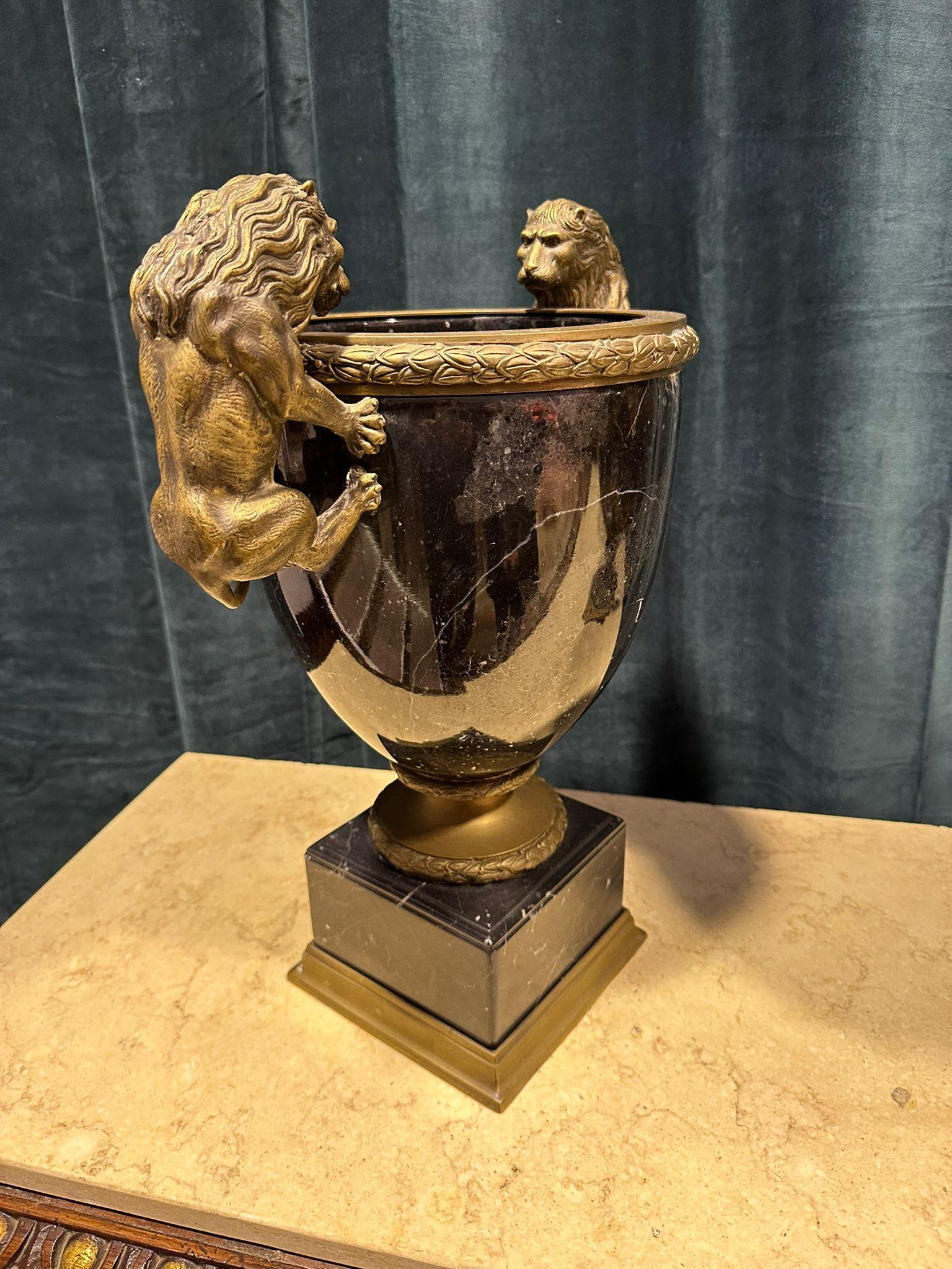 Wichtige Vase von Napoleon III., 19. Jahrhundert im Angebot 2