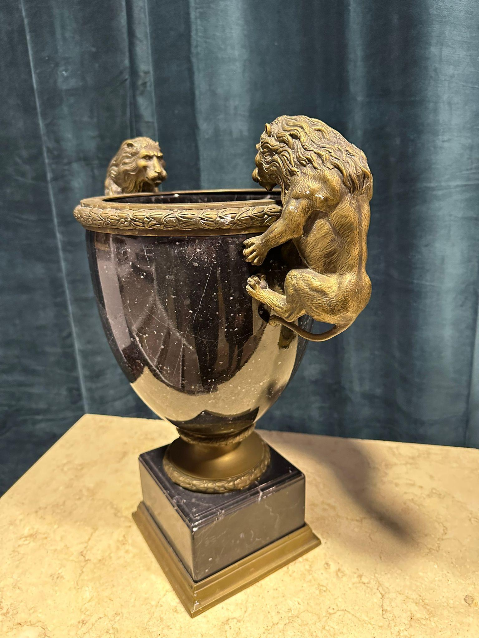 Wichtige Vase von Napoleon III., 19. Jahrhundert im Angebot 3