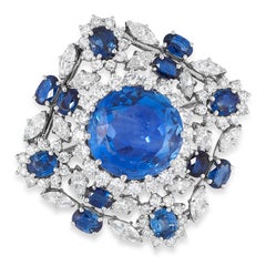 Important Natural 23 Carat Ceylon Sapphire Diamond Necklace 1950s Provenance