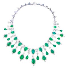 Wichtige Halskette mit Smaragden und Diamanten 123 Karat 18K Gold