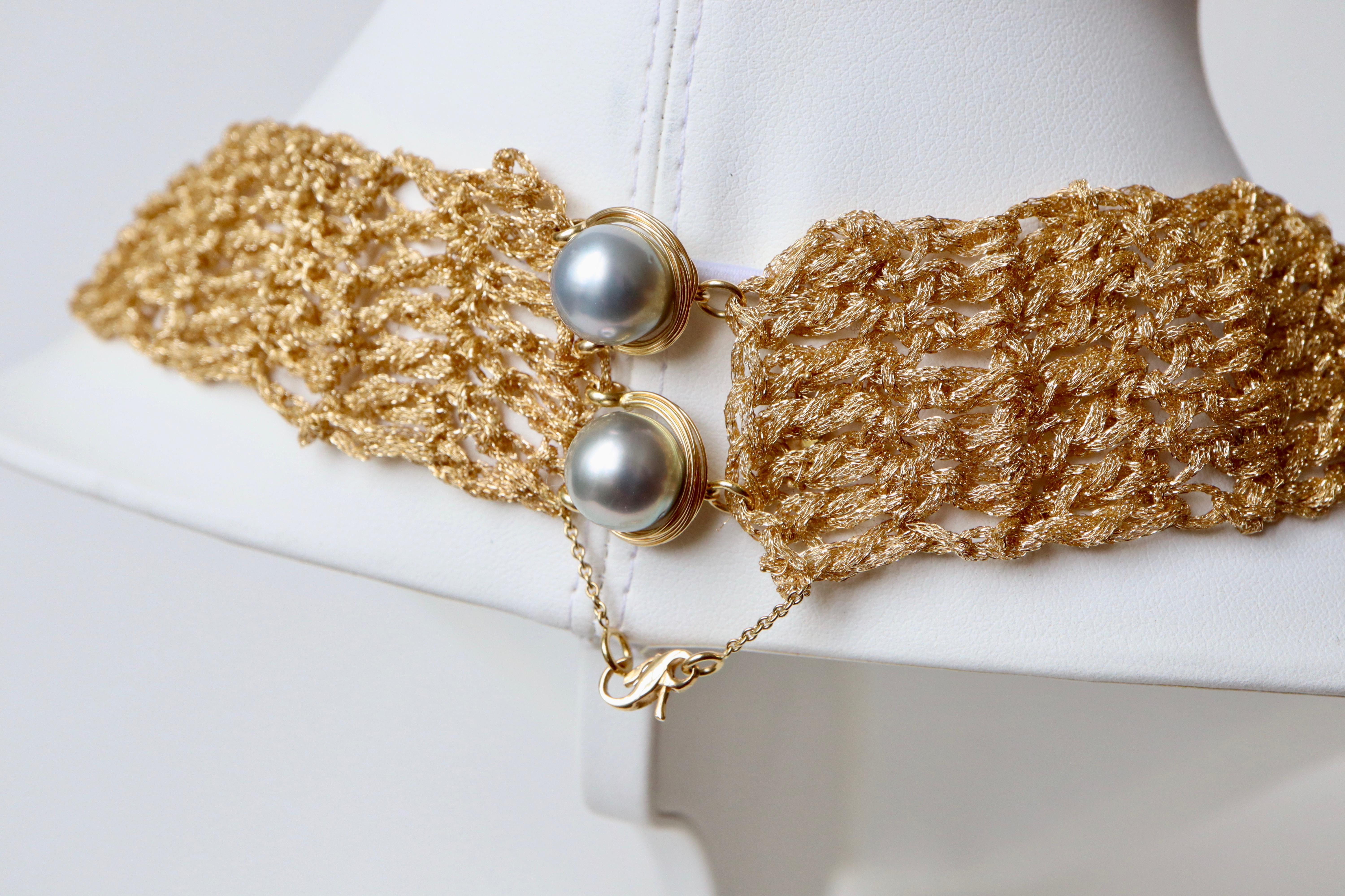 Important Necklace in 18 Karat Gold Knitted Gold Thread adorned with Pearls For Sale 2