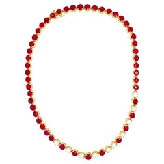 Important Necklace with 36 Carats of Rubies and 4.20 Carats of Diamonds