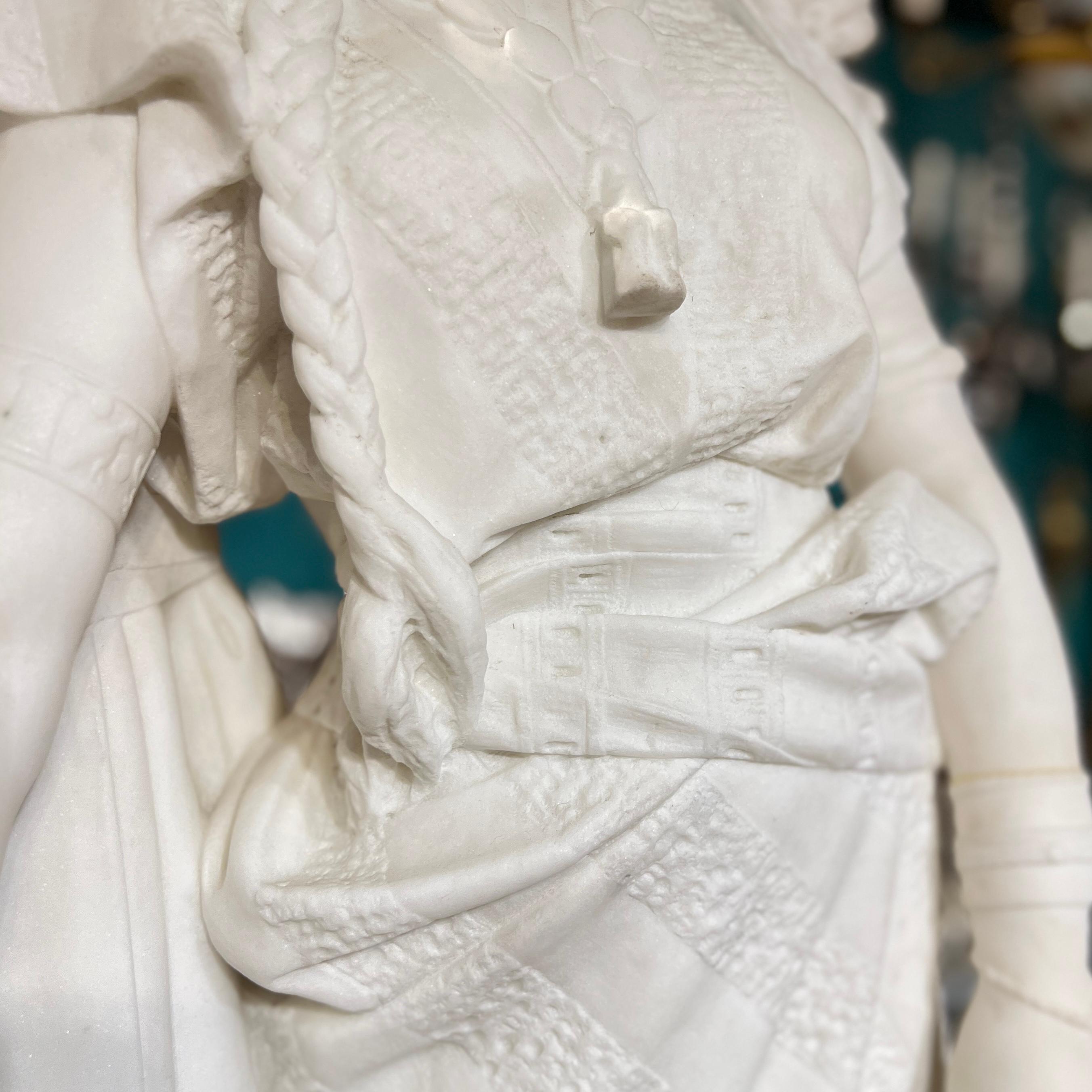 Wichtige italienische orientalische weiße Marmorstatue zweier Liebhaber aus dem 19. Jahrhundert im Angebot 6