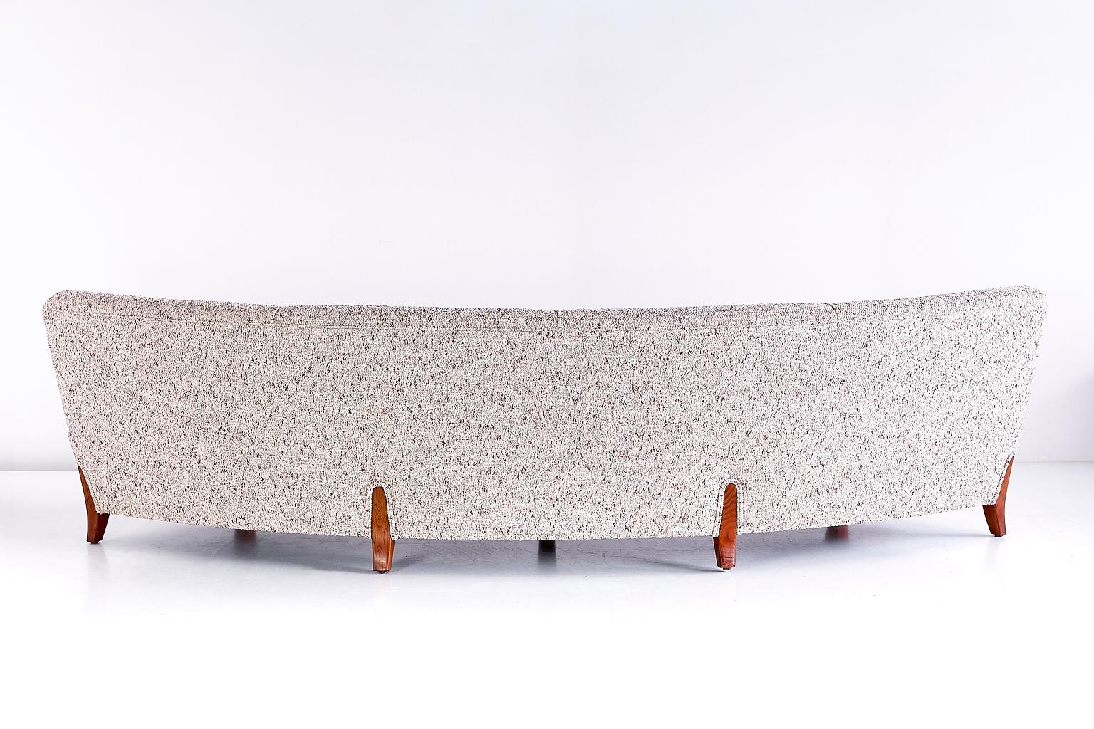 Important Otto Schulz Curved Four-Seat Sofa for Boet, Sweden, Mid-1940s For Sale 2