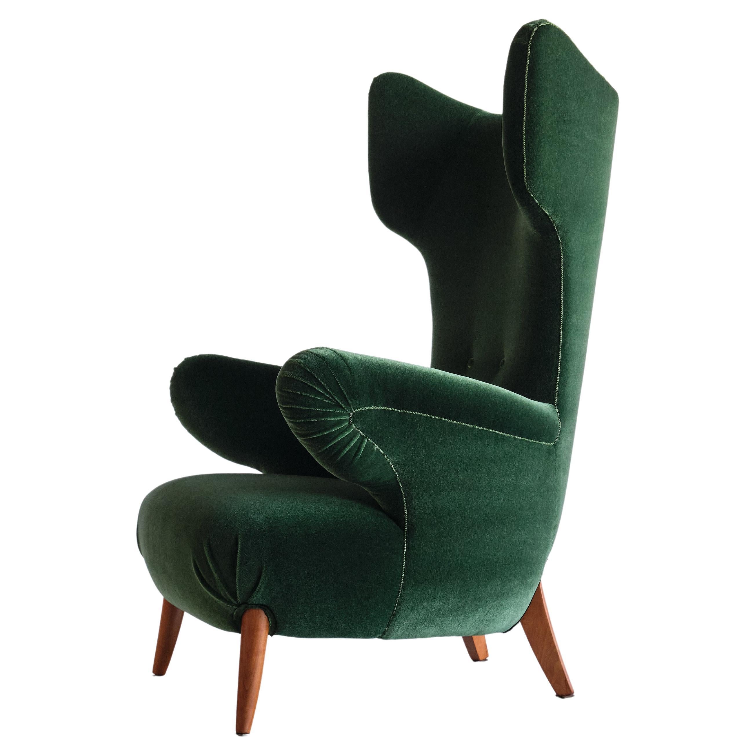 Important Ottorino Aloisio Wingback Chair in Green Mohair, Colli, Italy, 1957 For Sale