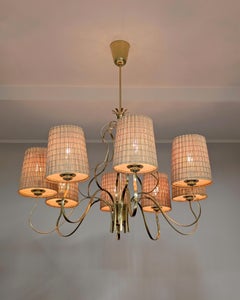Important Paavo Tynell Chandelier for Kuusihokki Restaurant, Taito 1940s