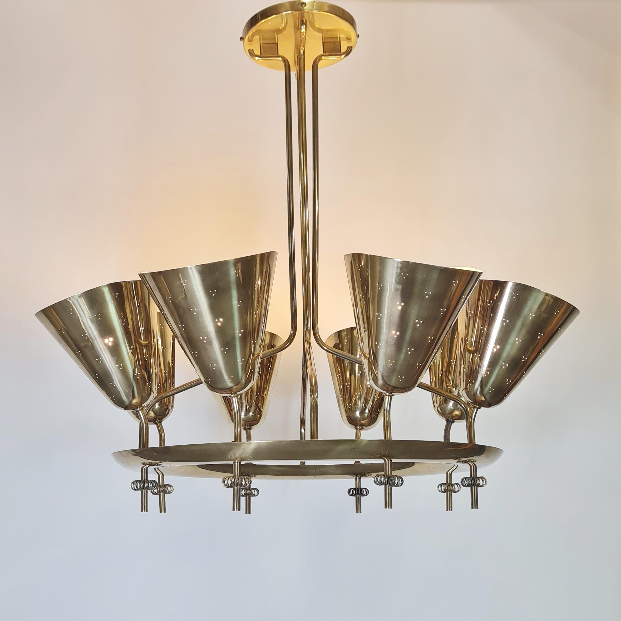 Important Paavo Tynell Chandelier Model 9062 in Perfortated Brass, Taito 1950s For Sale 13