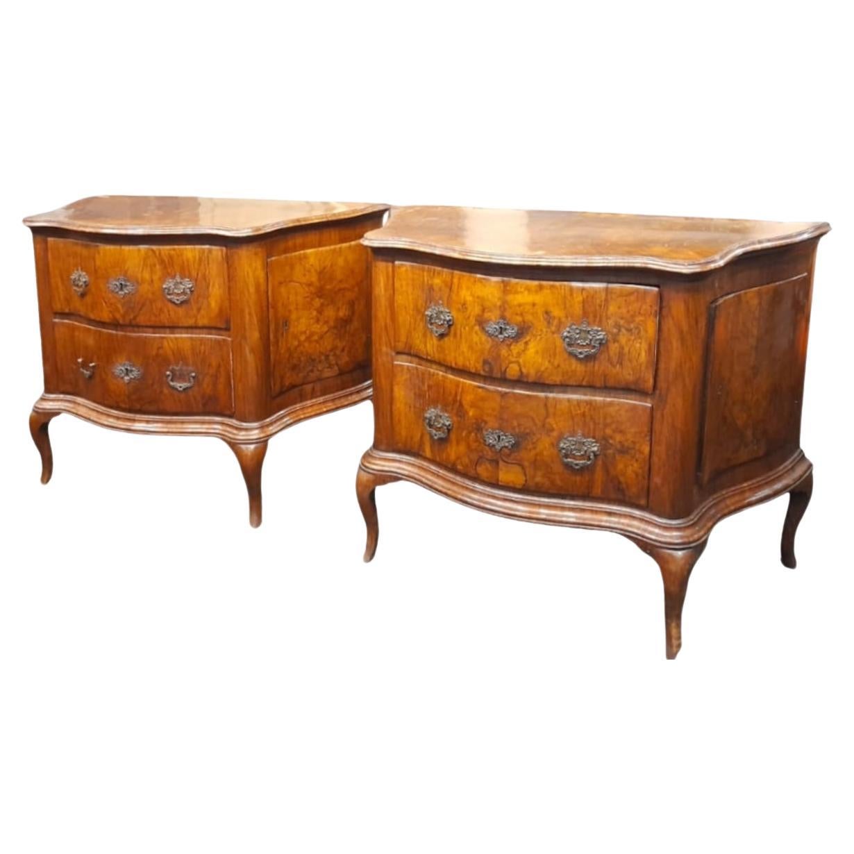 Important pair of 18th-century chest of drawers veneered in walnut burl  For Sale