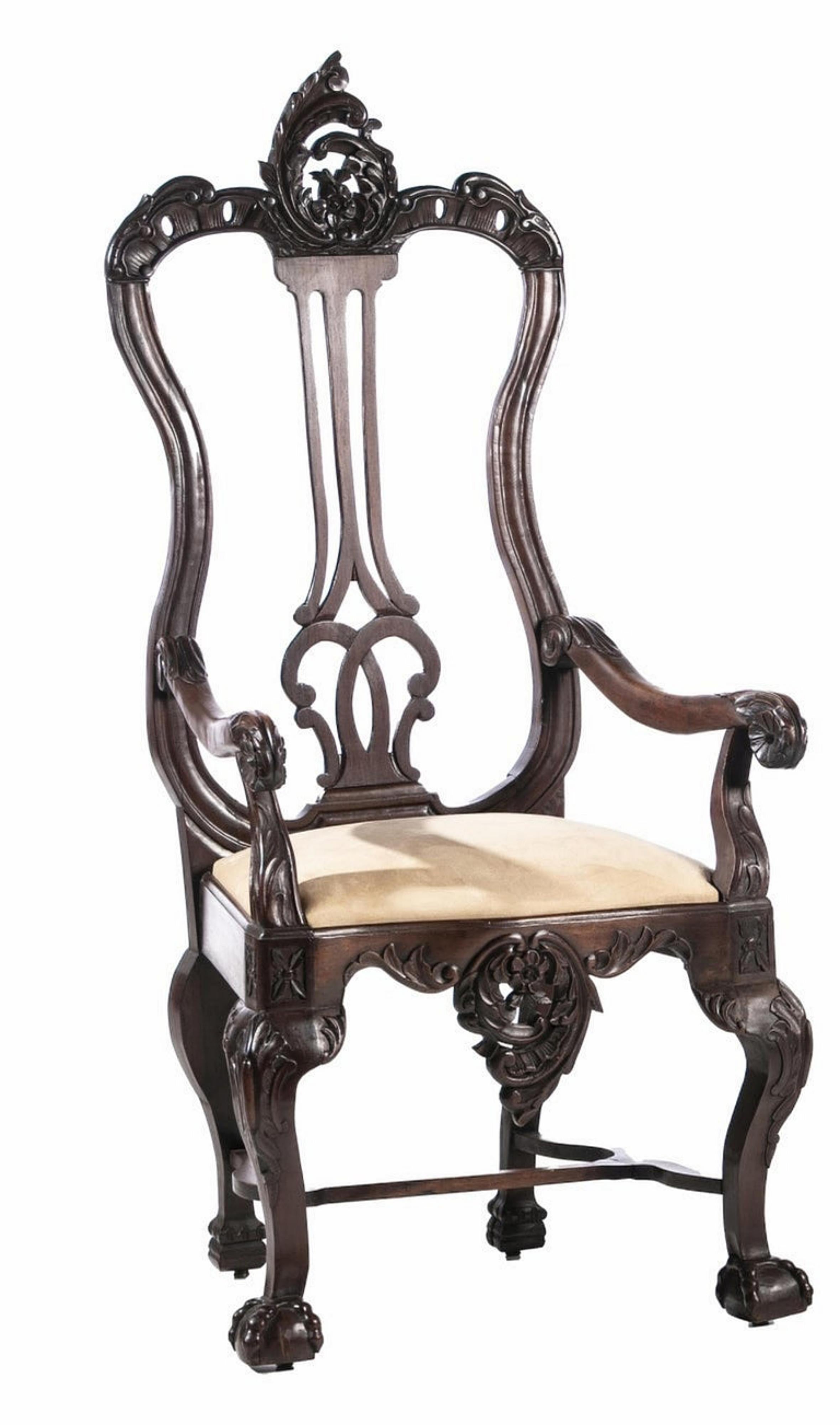 Fait main IMPORTante paire de chaises d'État portugaises du 18ème siècle en vente