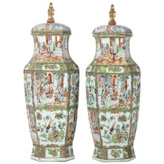 Important Pair of 19th Century Mandarin Cap Hexagon Vases