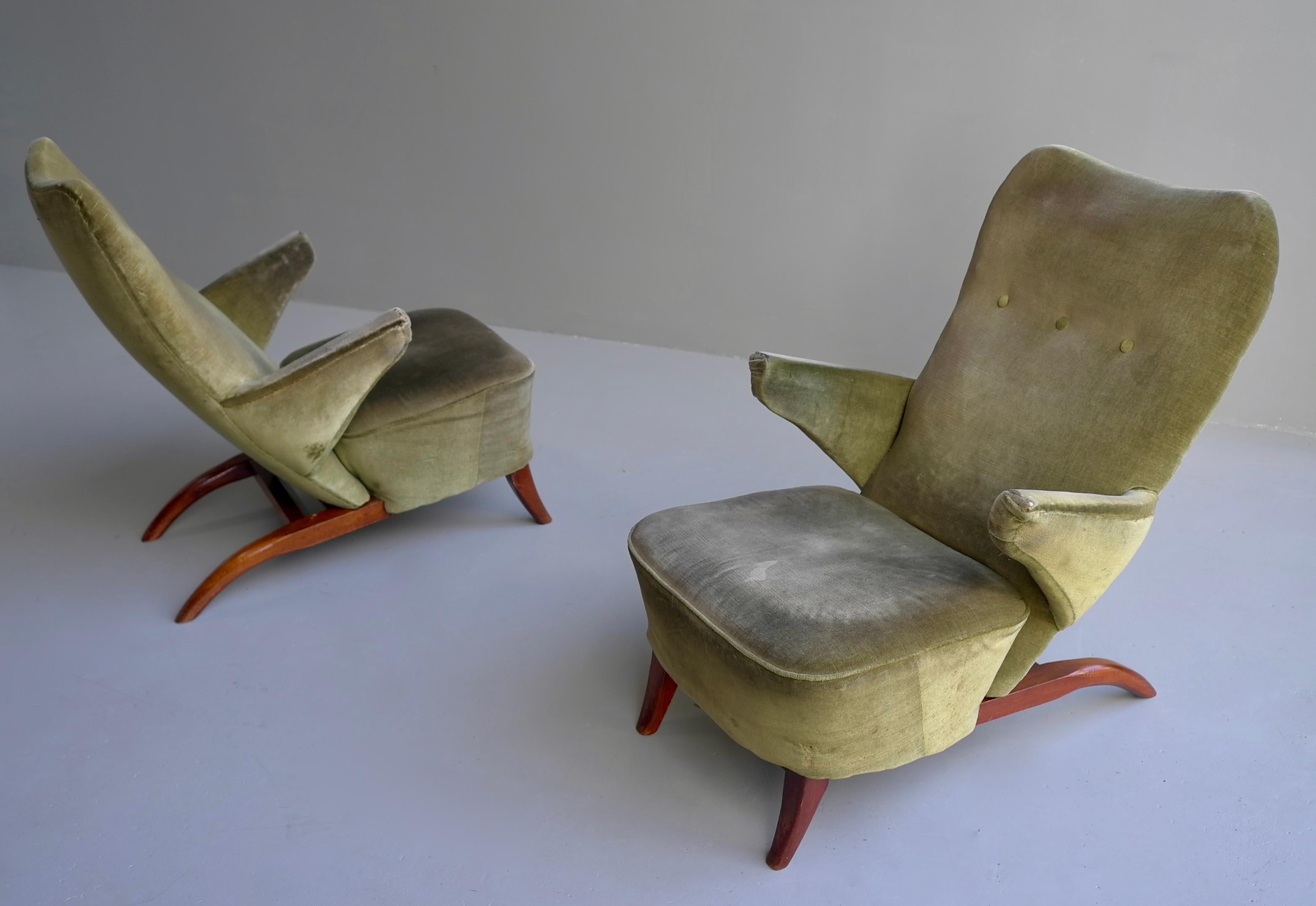 Important pair of 1st edition early Congo Arm Chairs by Theo Ruth, Artifort 1948 For Sale 3