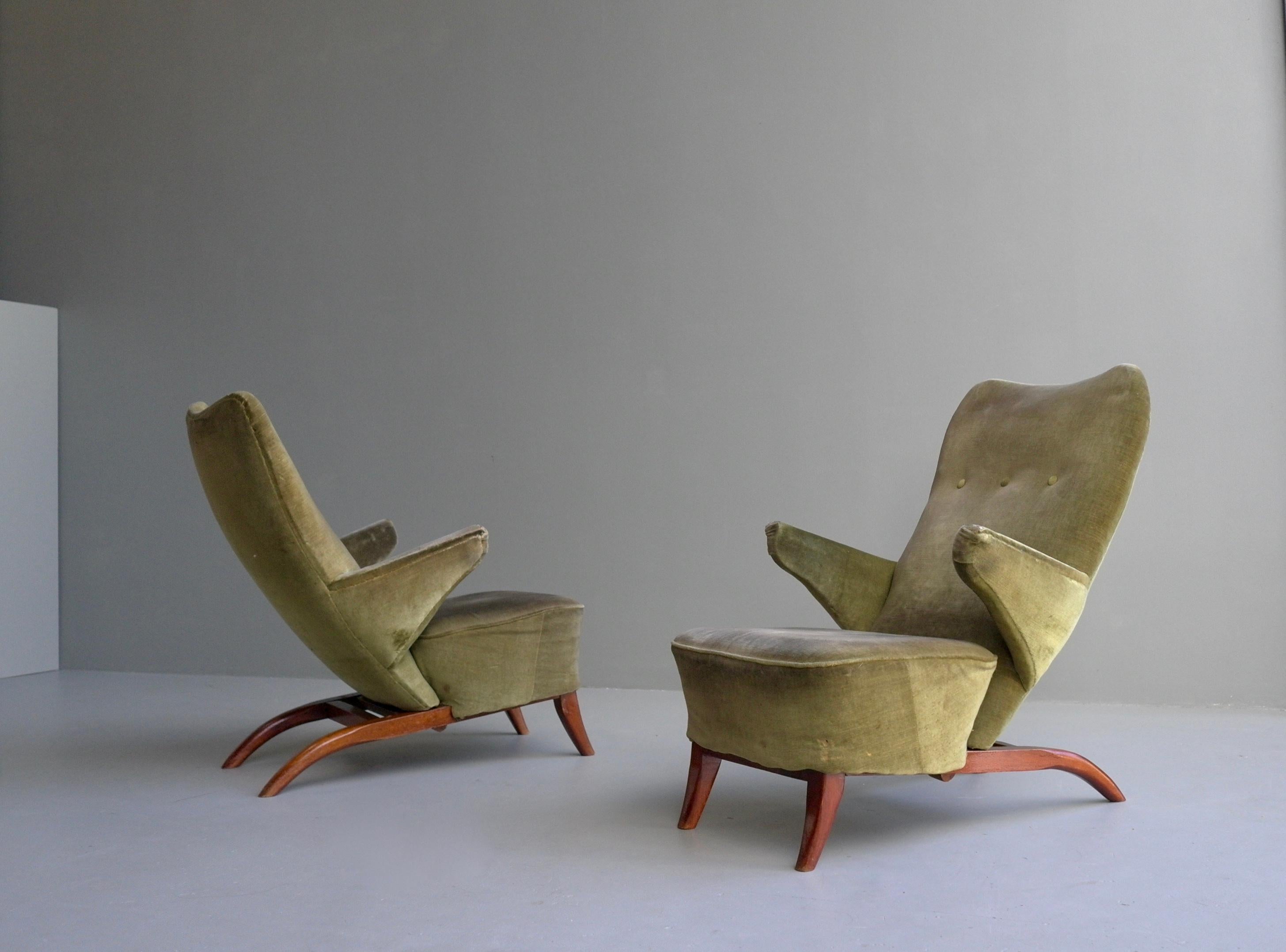 Important pair of 1st edition early Congo Arm Chairs by Theo Ruth, Artifort 1948 For Sale 4