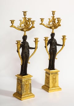 Importante coppia di candelabri a 6 luci del primo periodo dell'Impero francese, pat. & Dore Bronze
