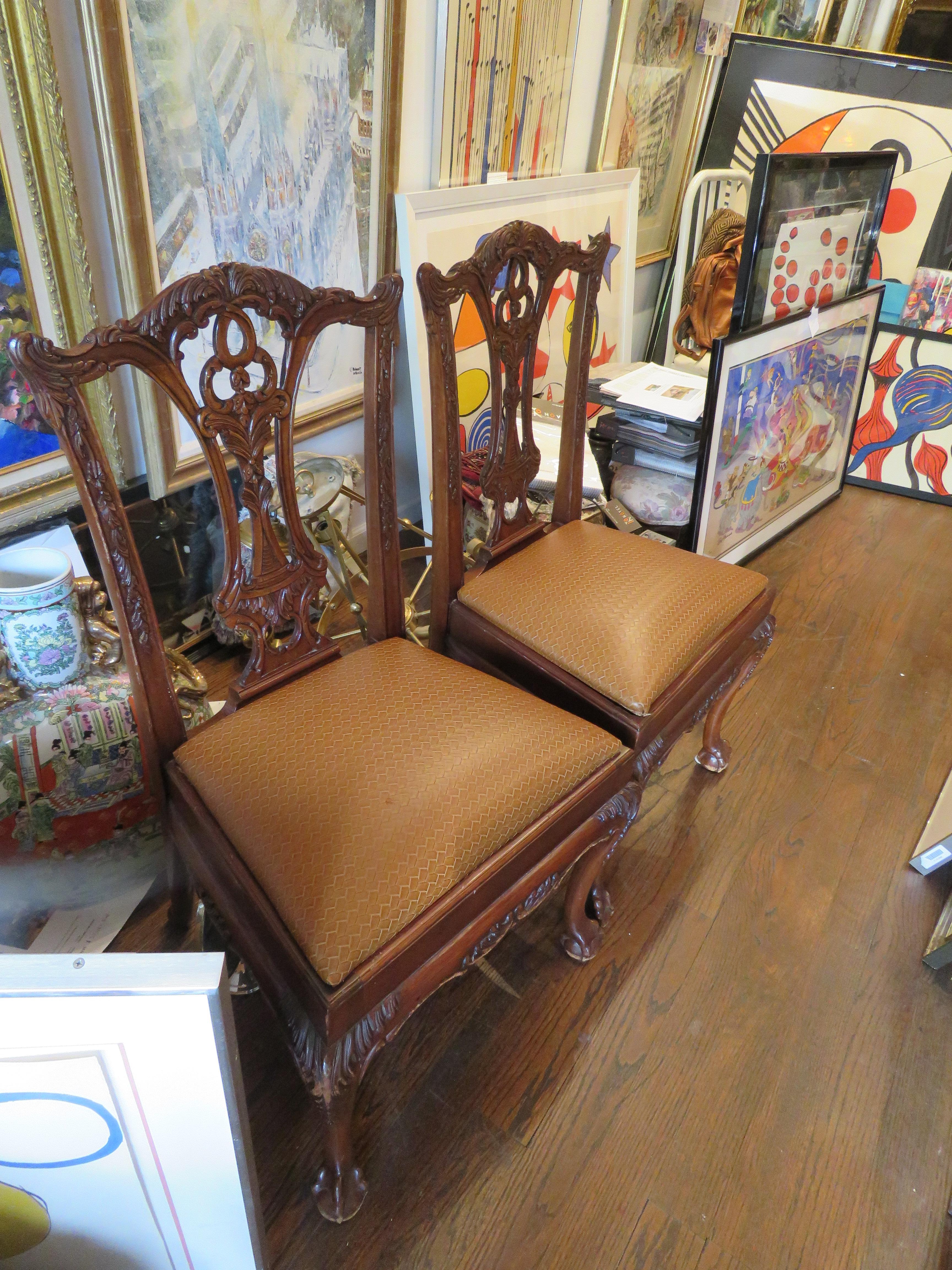 20th Century Important Pair of 2 Grand Estate George III Style Mahogany Wood Dining Chairs For Sale