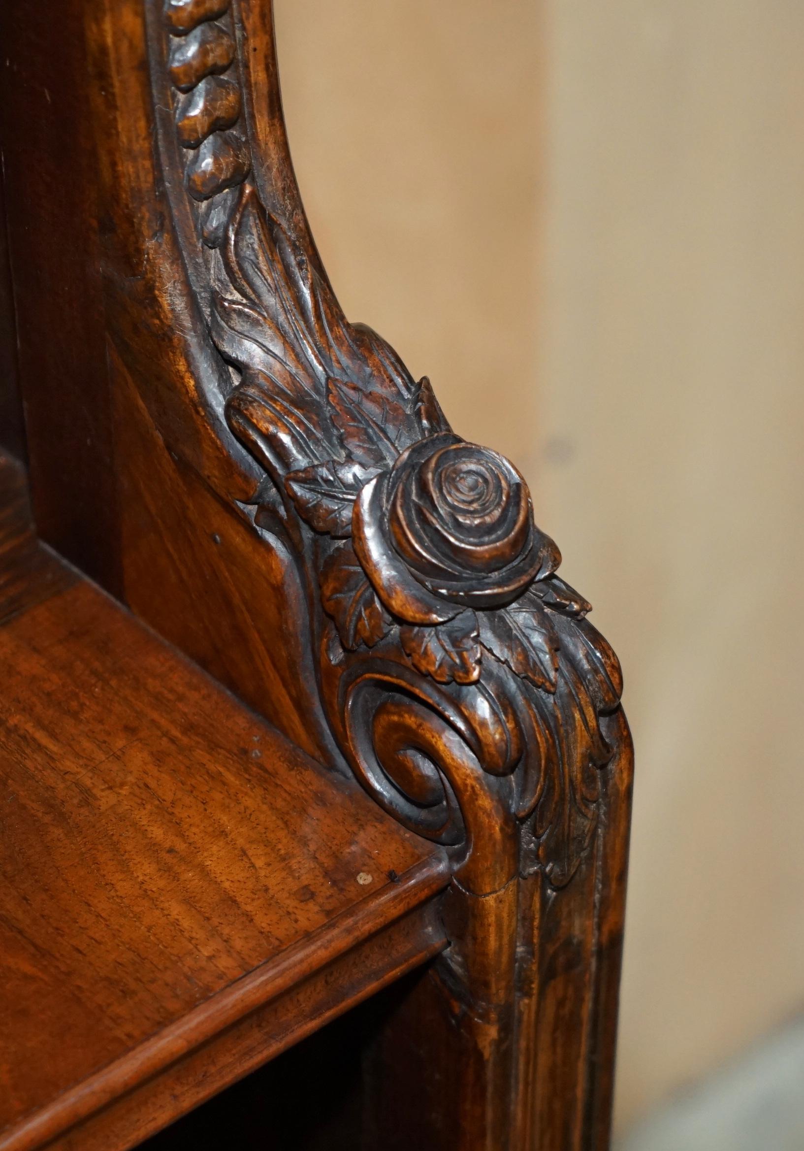 IMPORTANTE COPPIA DI LIBRERIE IN LEGNO DUREVOLE REGENCY DI 2,1 METRI DI ALTEZZA in vendita 3