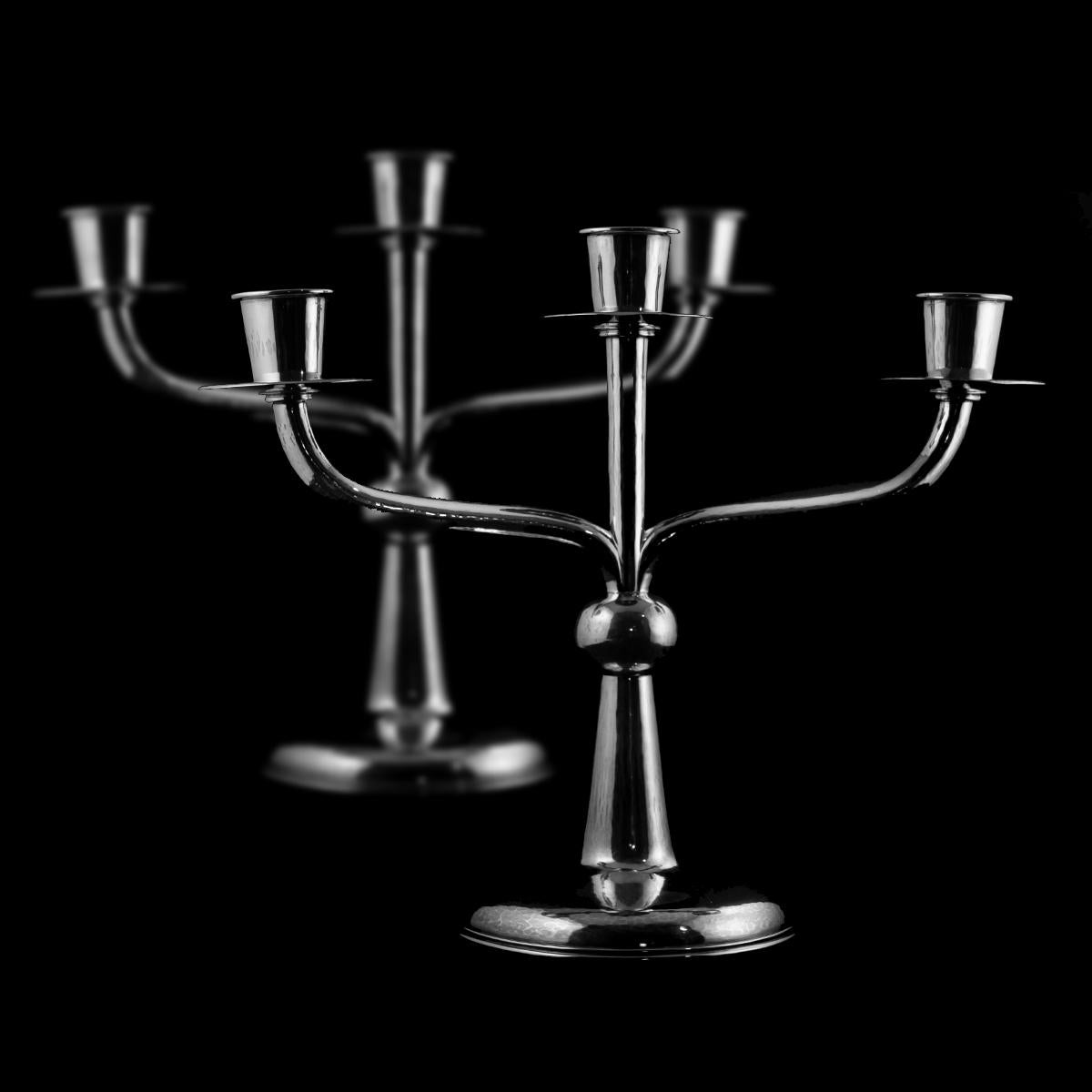 Important Pair of 3-Flame Candlesticks in 925 Silver, Germany, 1930 In Excellent Condition For Sale In roma, IT