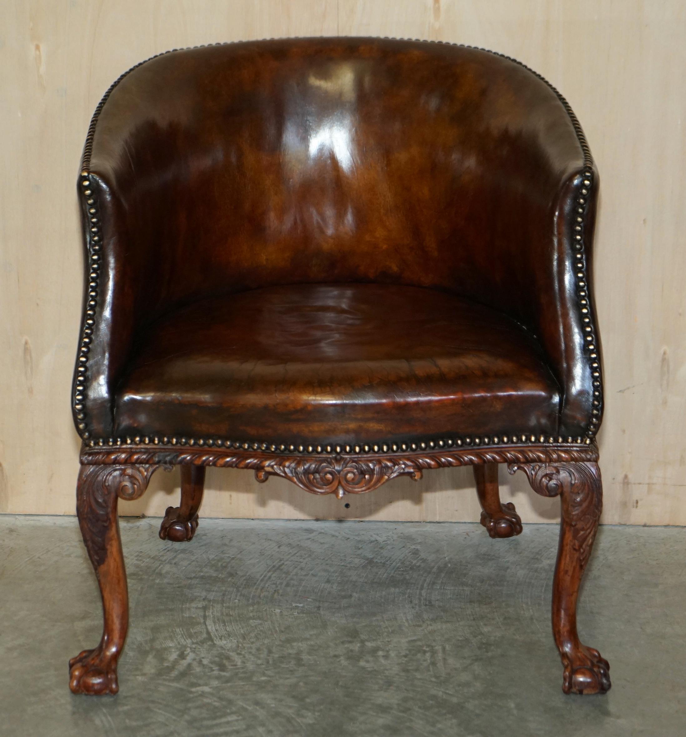 Important Pair of Antique Thomas Chippendale Carved Claw & Ball Tub Armchairs For Sale 10