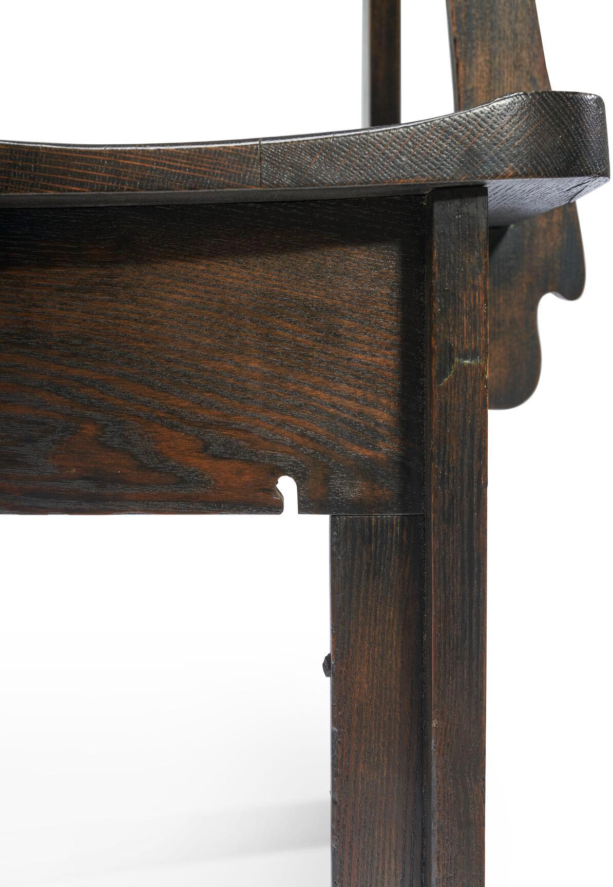 Important Pair of Charles Rohlfs Stained Oak Armchairs, Signed and Dated 1904 For Sale 1