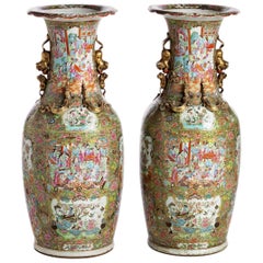 Important Pair of Chine Jars Reign Tongzhi