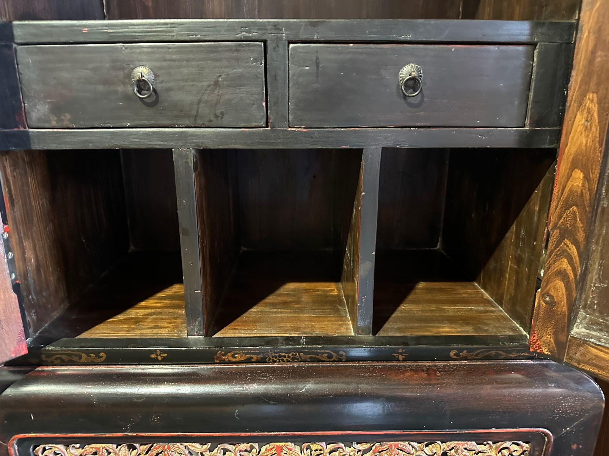 IMPORTANT PAIR OF CHINESE CABINETS 19th Century For Sale 5
