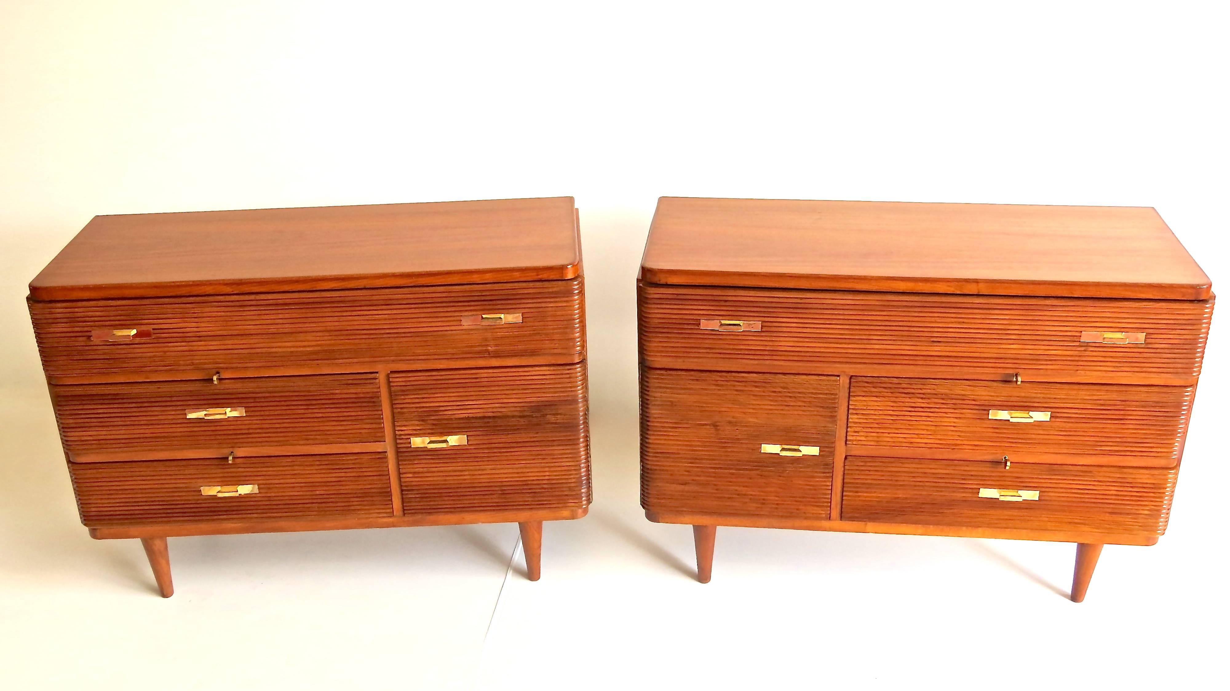 Pair of important and rare cabinets 1940-1941
Designed by Gio Ponti
unique items produced for a private residence in Milano
Three drawers and a door each cabinet
Oak and brass details
Brass handles original cast by Gio Ponti
Two brass key each