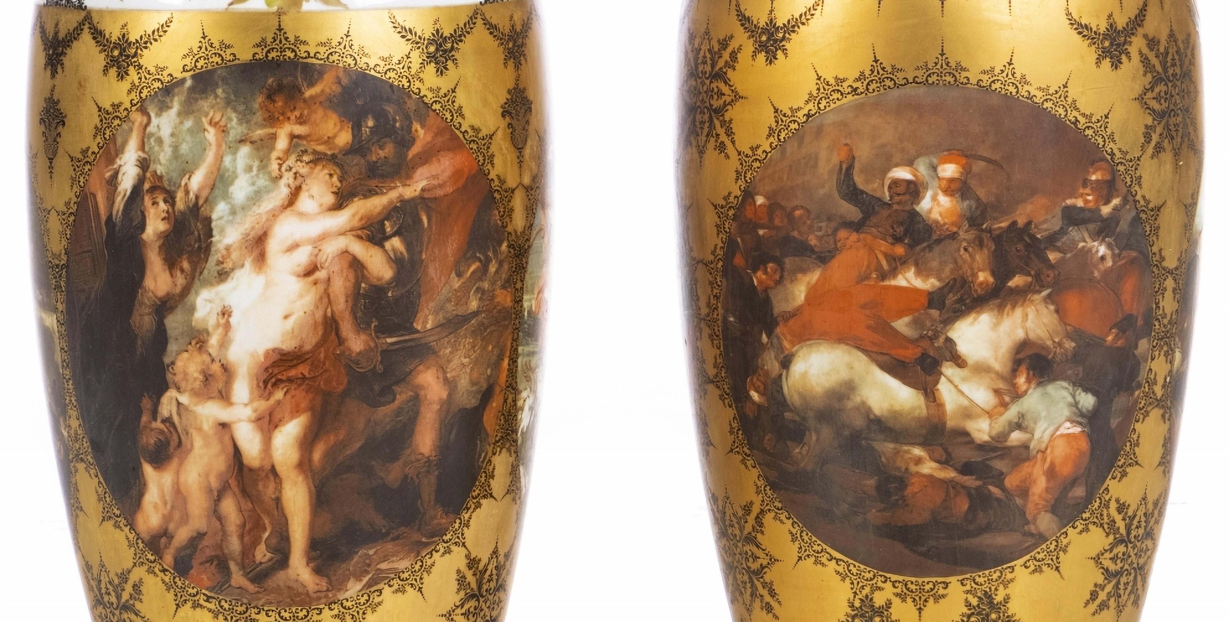 Important pair of Heinrich German Porcelain jars
20th century
polychrome and gilt decoration, with floral motifs and reserves with classical scenes.
Dim.: Height: 58 cm
good condition.