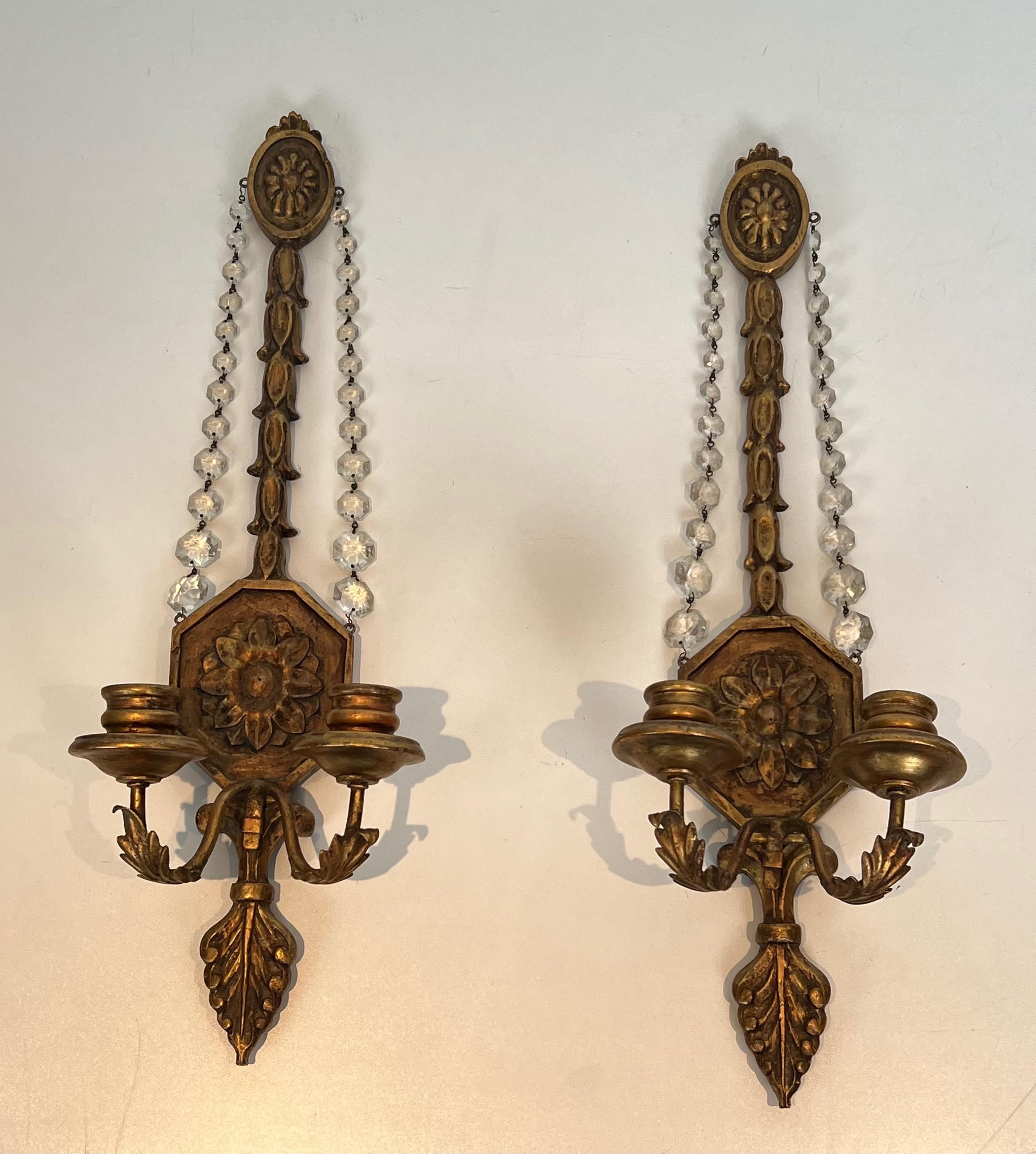 Important Pair of Louis the 16th Style Gilded Carved Wood Wall Sconces with Crys For Sale 6