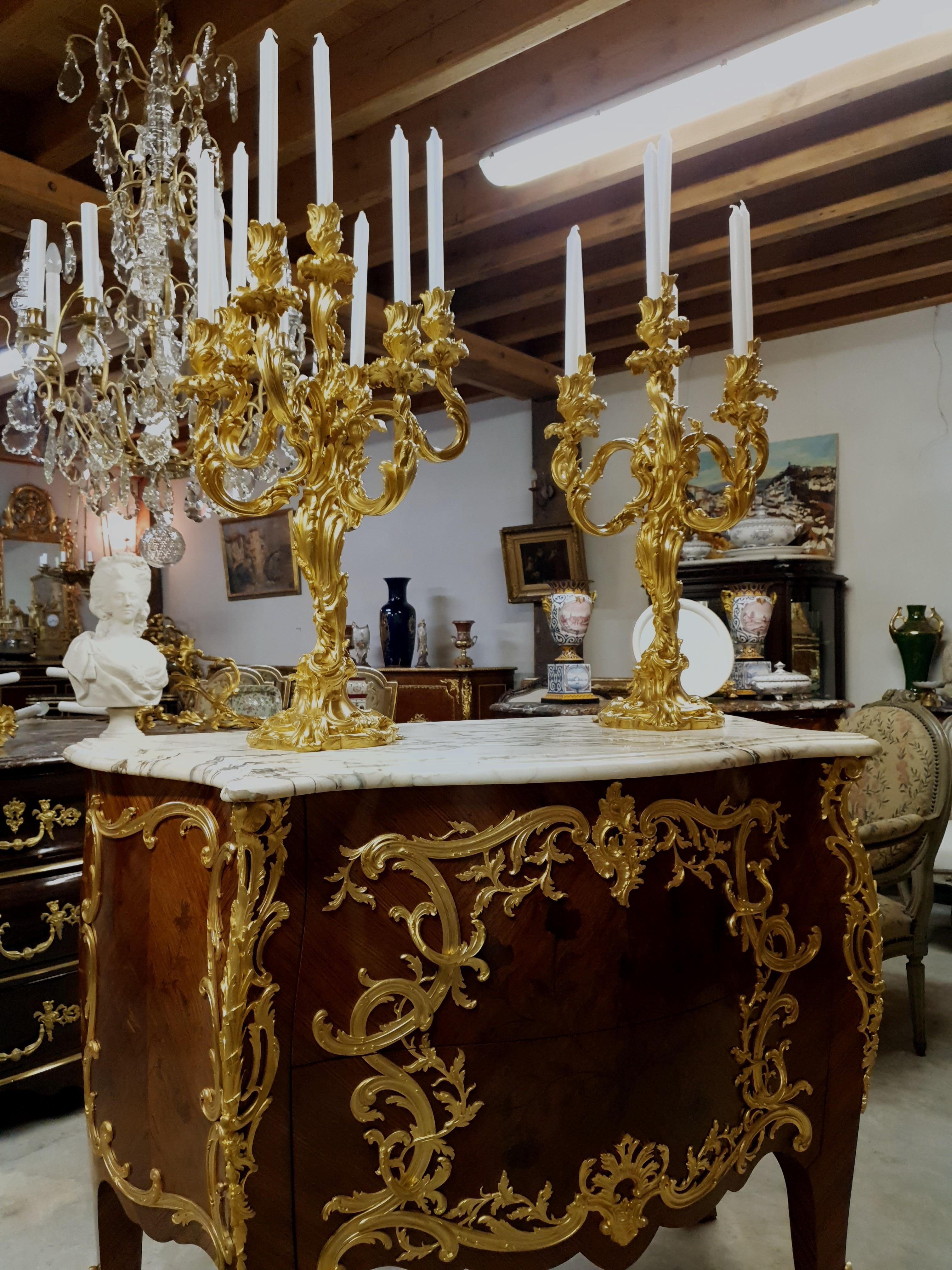 Important Pair of Louis XV Rocaille Candelabras Stamped Millet in Paris For Sale 6