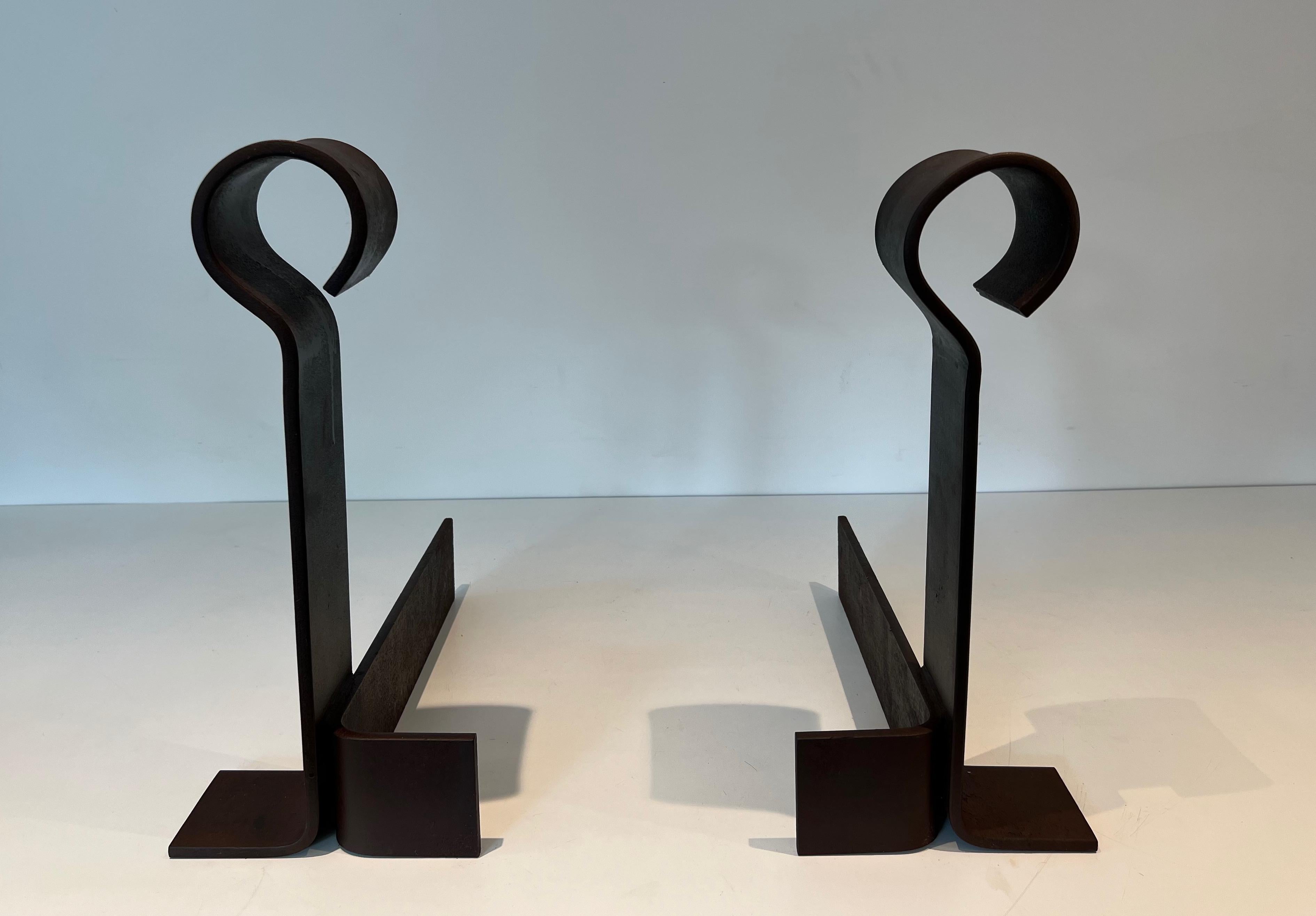Important Pair of Modernist Cast Iron and Wrought Iron Andirons For Sale 6