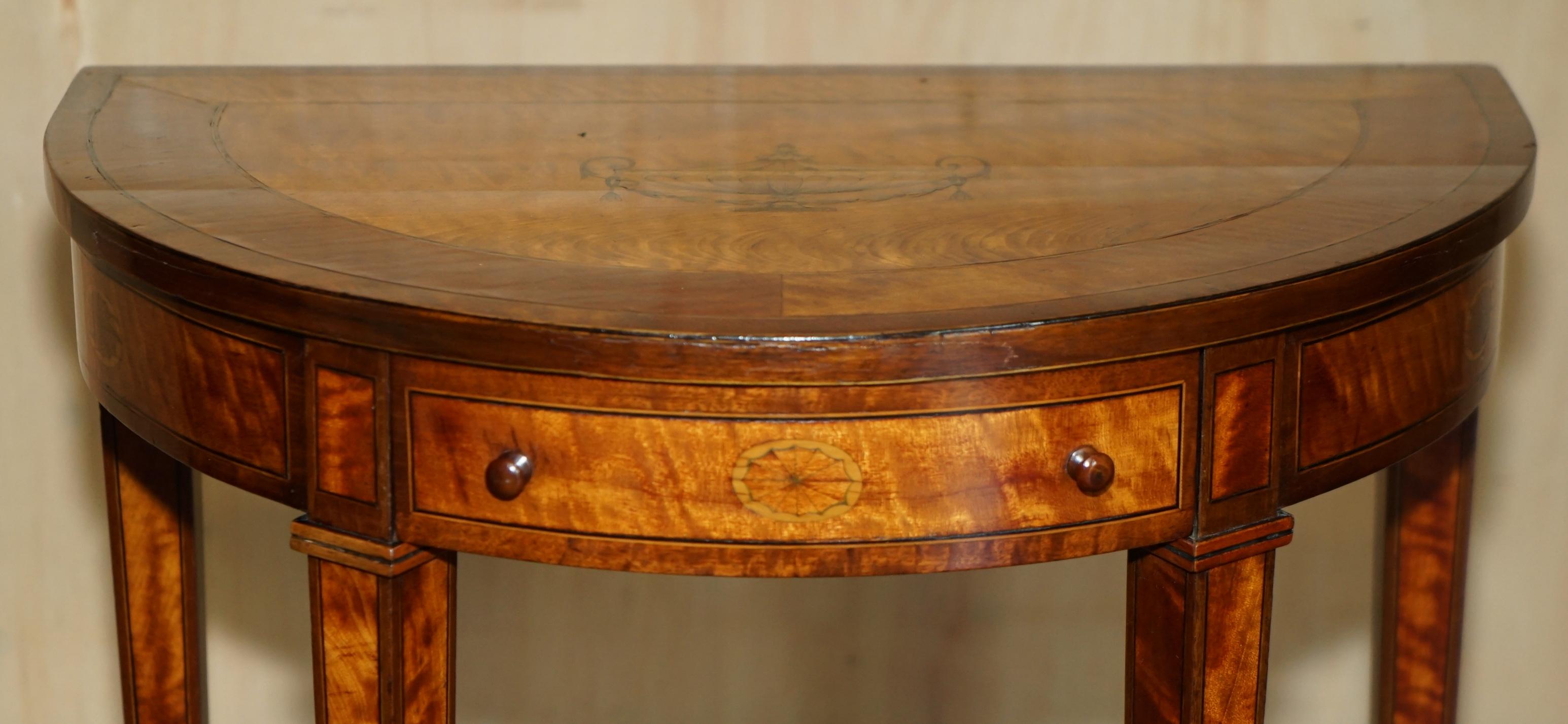 Satinwood IMPORTANT PAIR OF MUSEUM QUALITY SHERATON SATINWOOD DEMI LUNE CONSOLE TABLEs For Sale