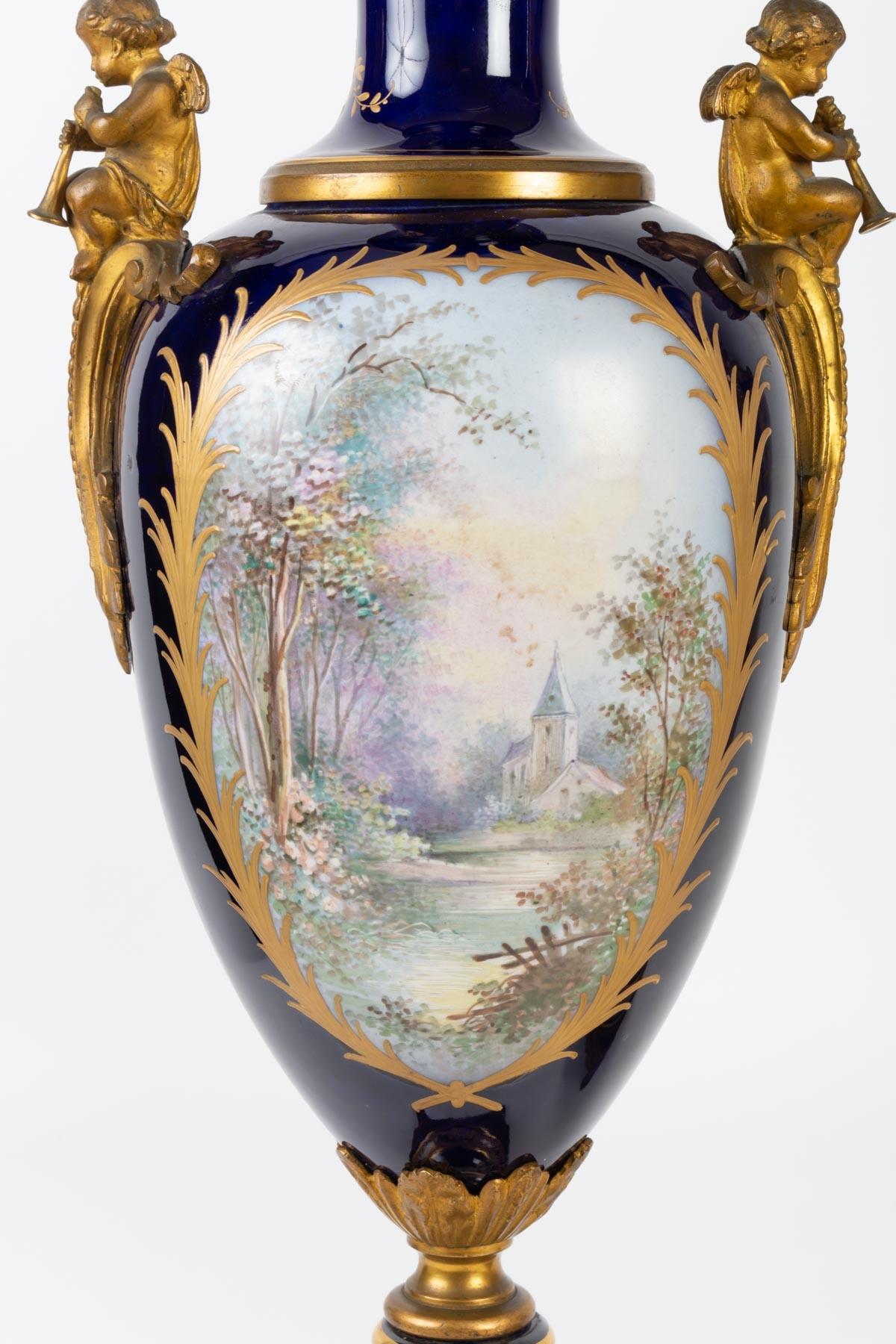 Important Pair of Napoleon III Blue Sèvres Vases, 19th Century 3