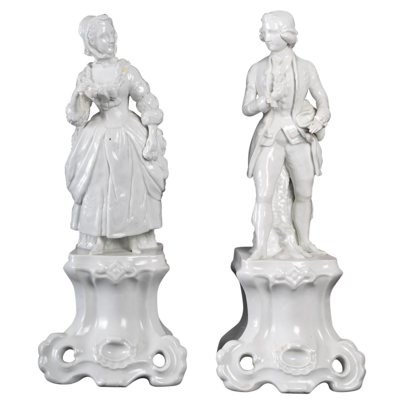 Pair of Antique Old Paris Porcelain Figurines For Sale at 1stDibs