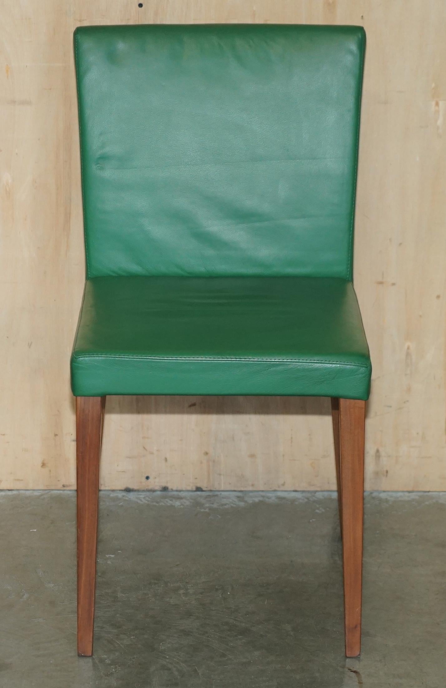 Wichtiges Paar SELTENE ORIGINAL ROLEX GRÜNE LEDER-BOUTIQUE DEALERS ARMCHAIRs (Europäisch)
