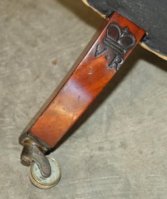 IMPORTANT PAIR OF ROYAL STAMPED JOHNSTONE & JEANES CROWN ESTATE MADE ARMCHAiRS