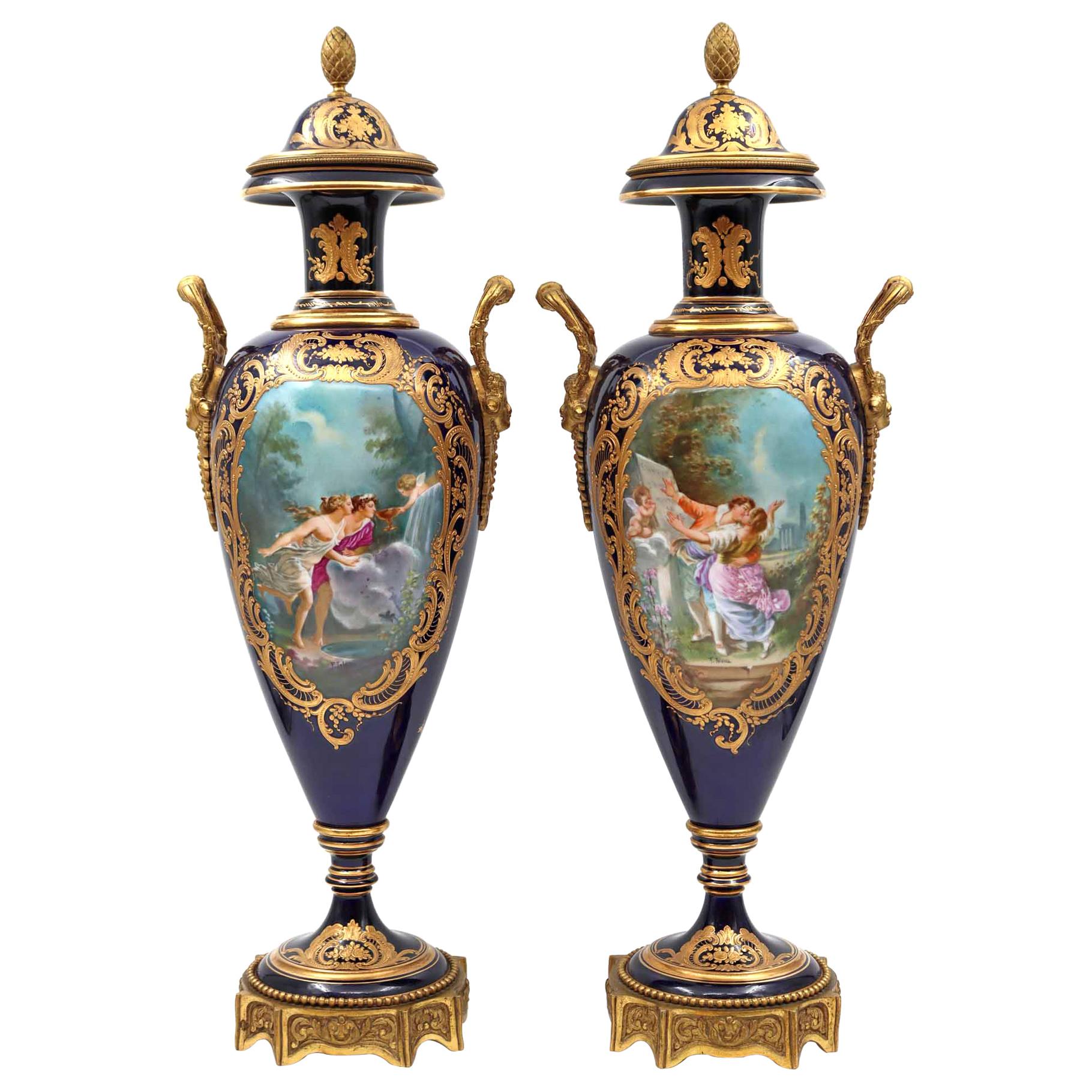 Important Pair of Sèvres Porcelain