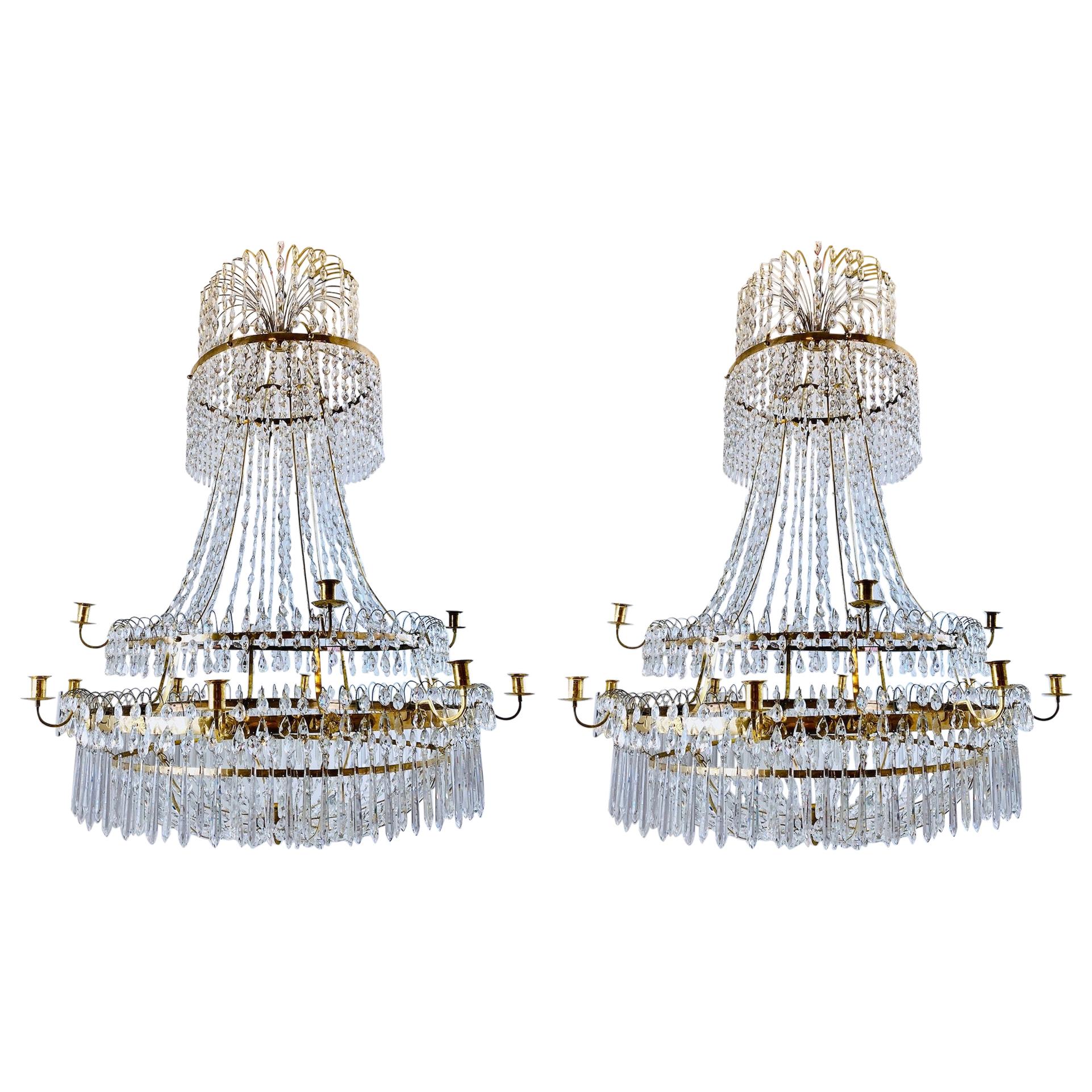 Important Pair of Swedish Gustavian Chandeliers, Made circa 1800