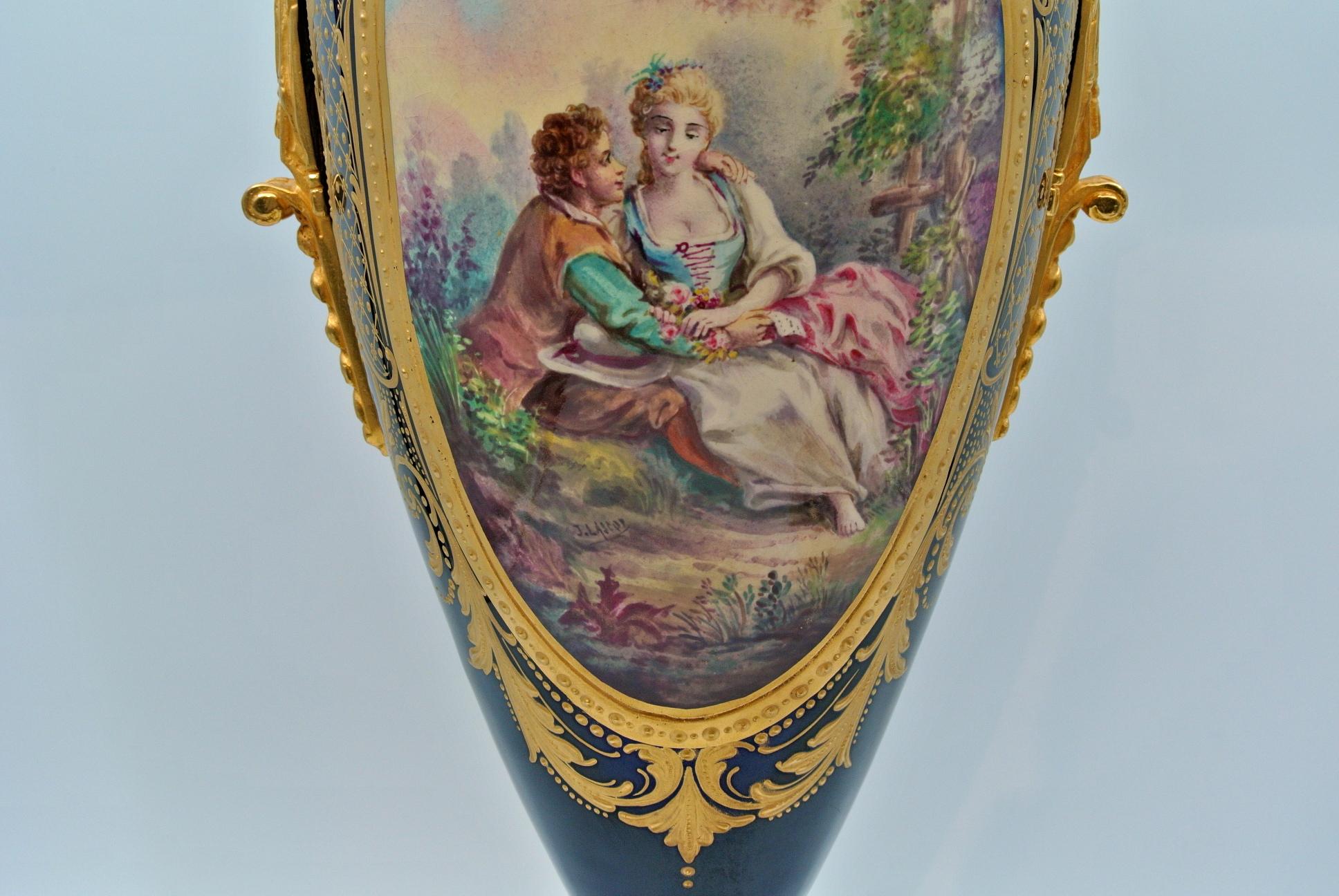 Important Pair of Vases in Sèvres Porcelain 13