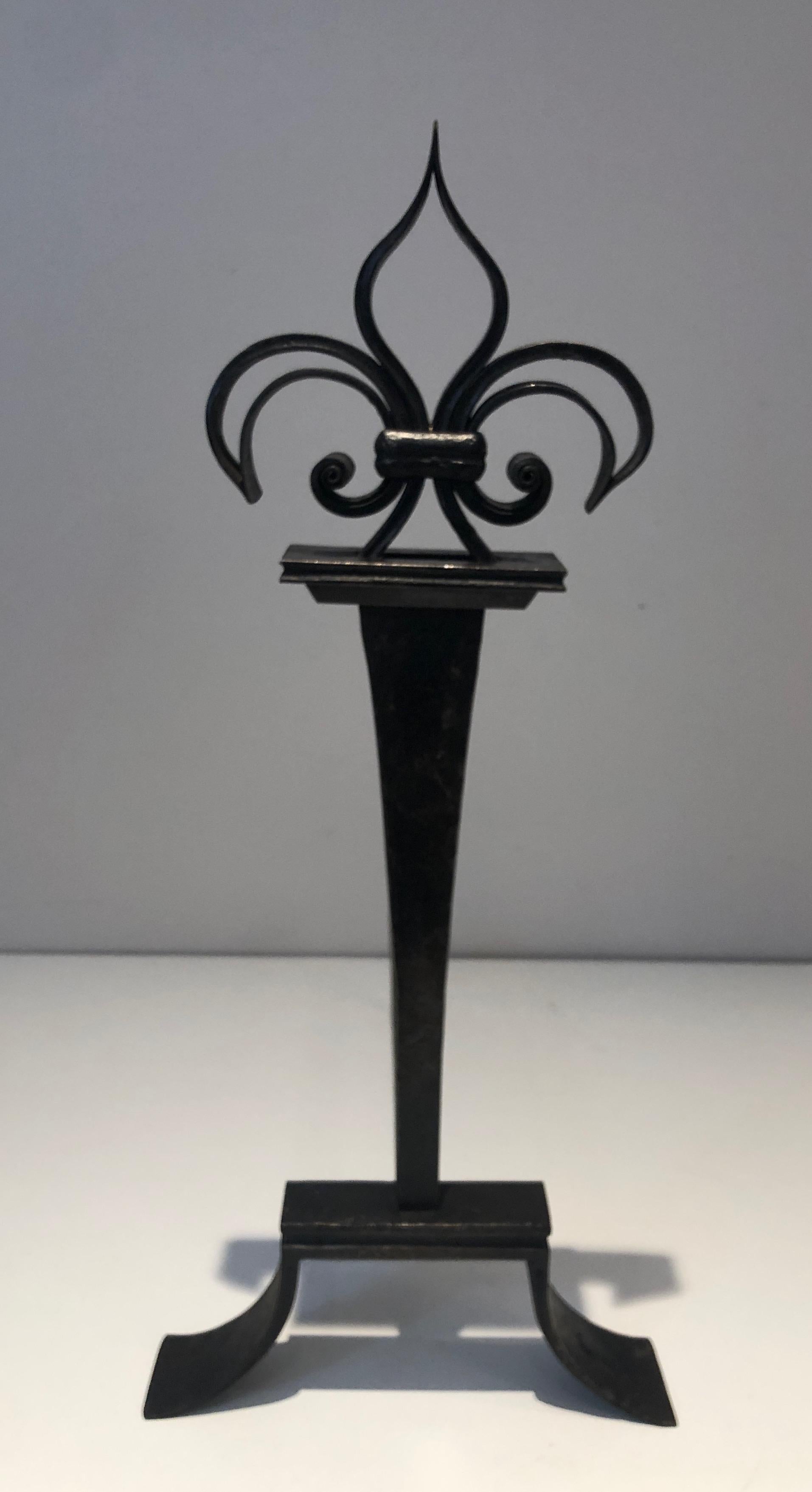 Important Pair of Wrought Iron Andirons with a Lily Flower For Sale 1
