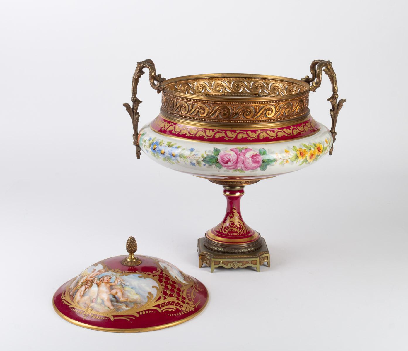 Bronze Important Porcelain Candy Box, Napoleon III, 19th Century