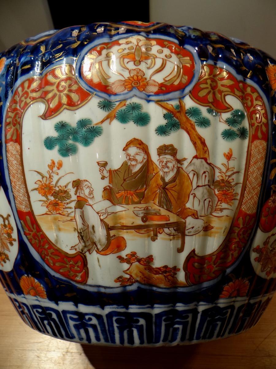  Important Porcelain Pot of Japan Imari Decoration Late 19th Century For Sale 2
